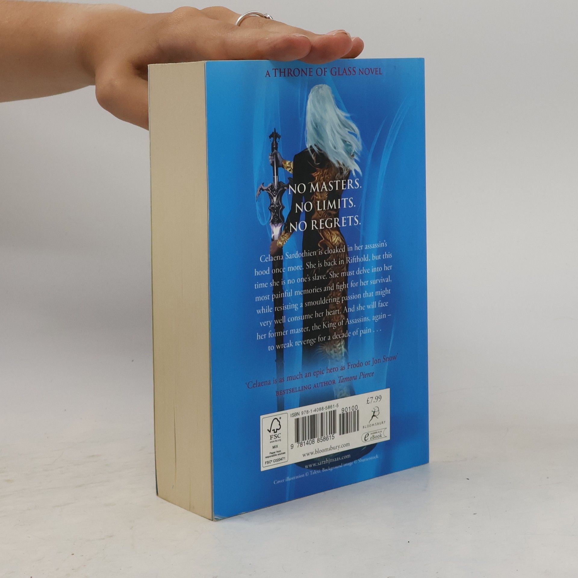 Sarah J. Maas Queen of shadows