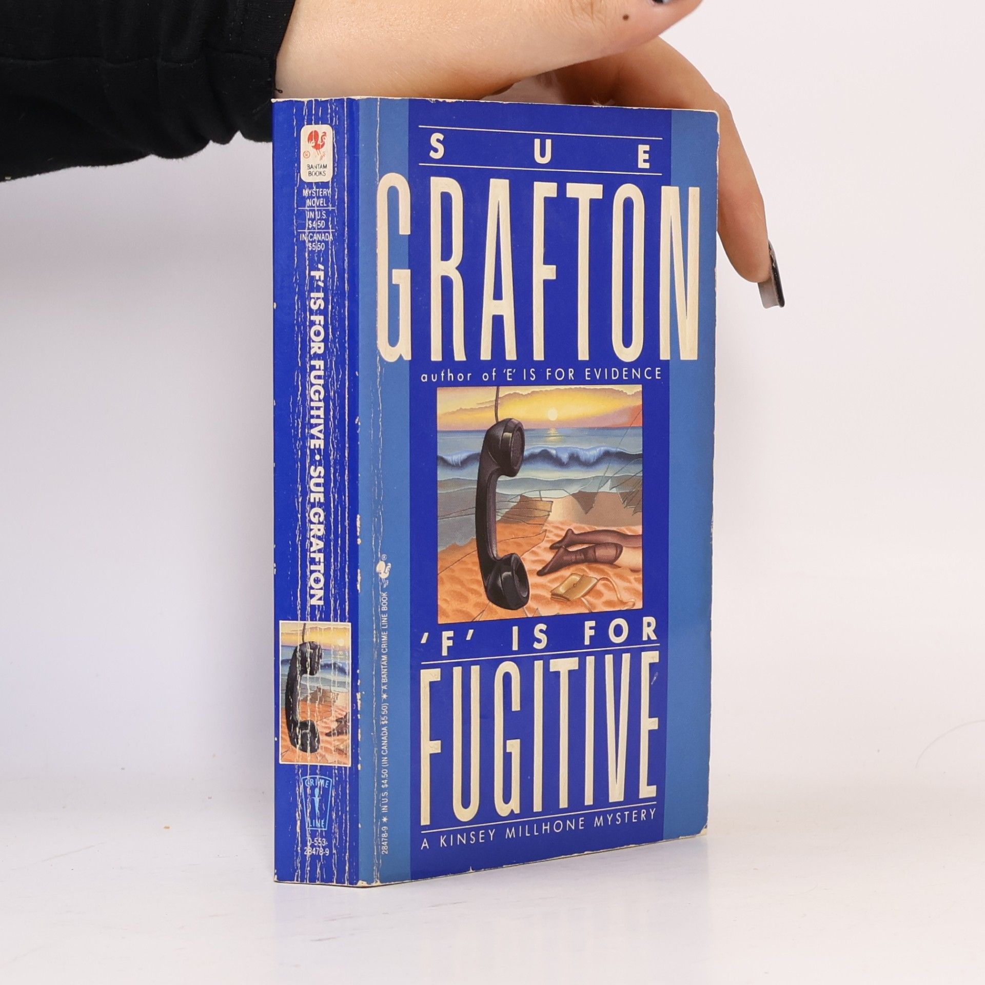Sue Grafton "F" Is For Fugitive