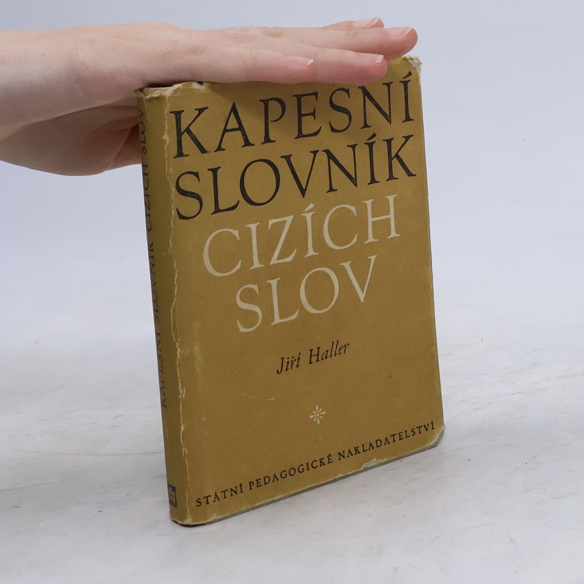 Jiří Haller Kapesní slovník cizích slov