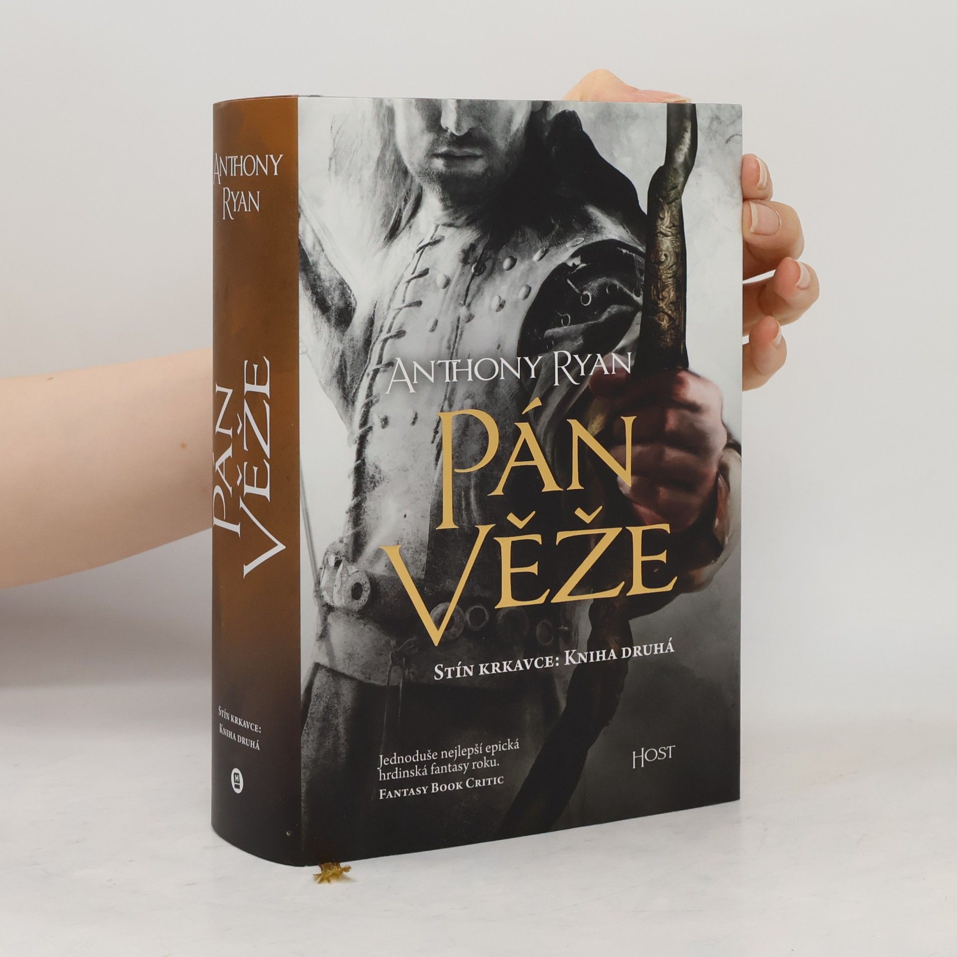 Anthony Ryan Pán věže: stín krkavce. Kniha druhá