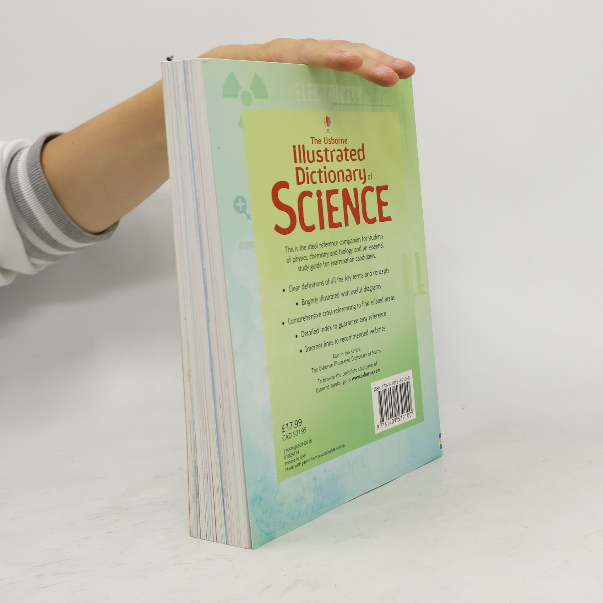 Autores varios The Usborne Illustrated Dictionary of Science
