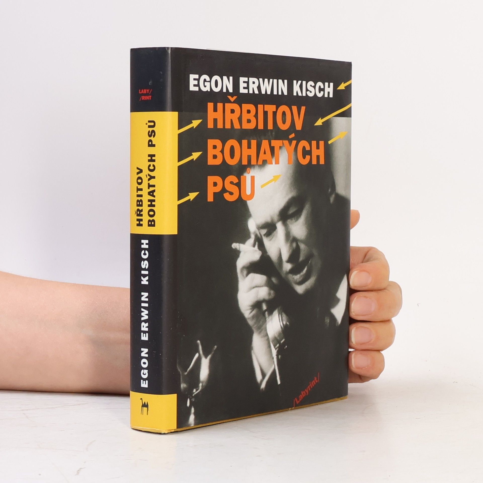 Hřbitov bohatých psů
