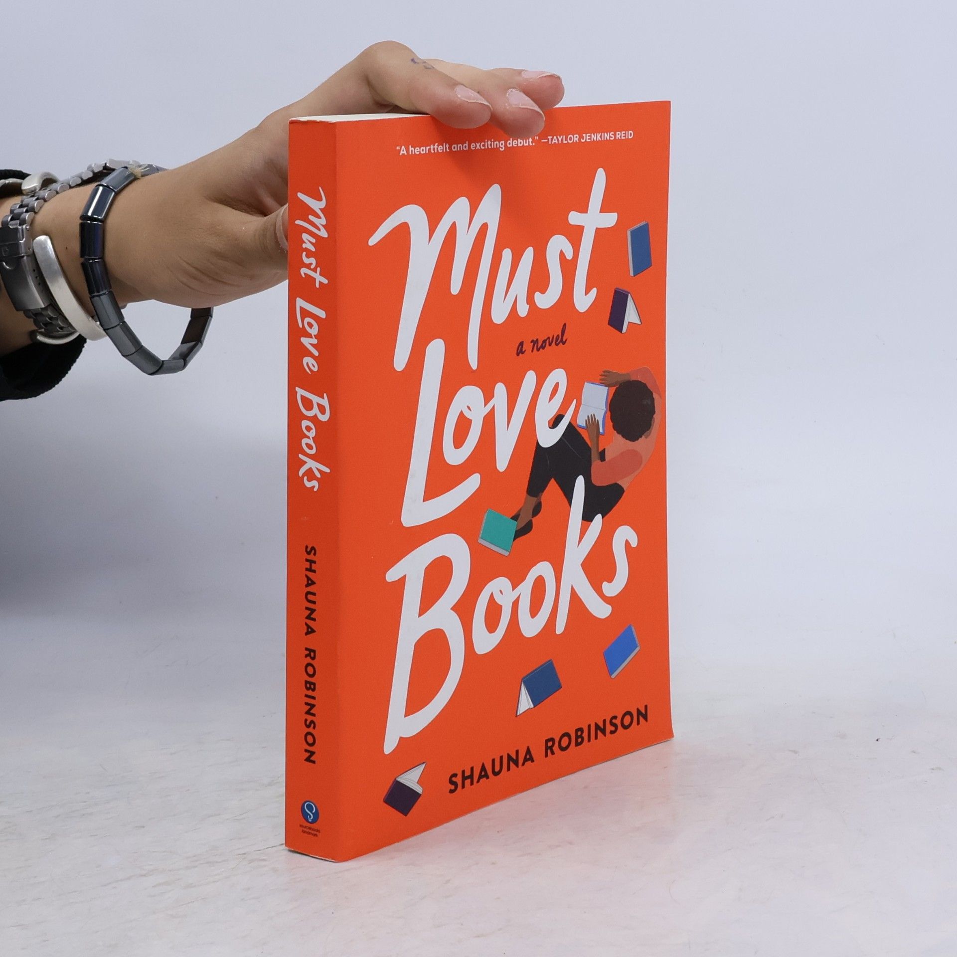 Shauna Robinson Must Love Books