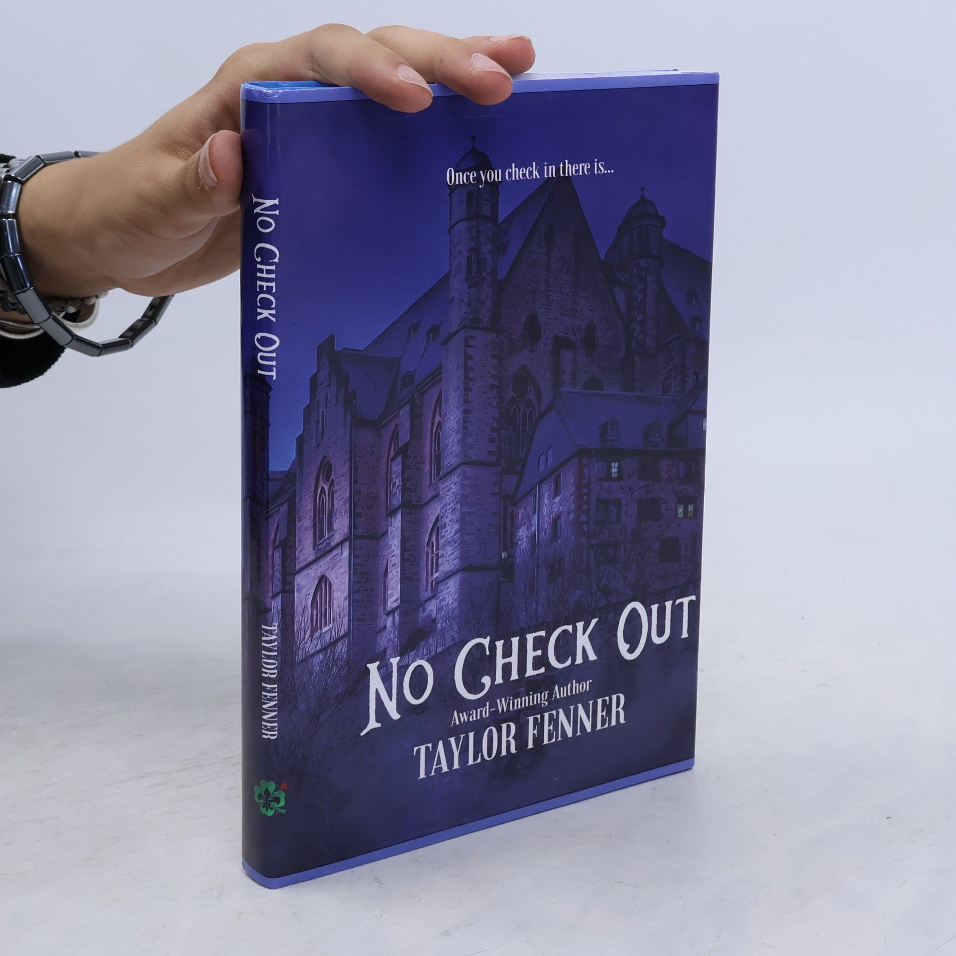 Taylor Fenner No Check Out