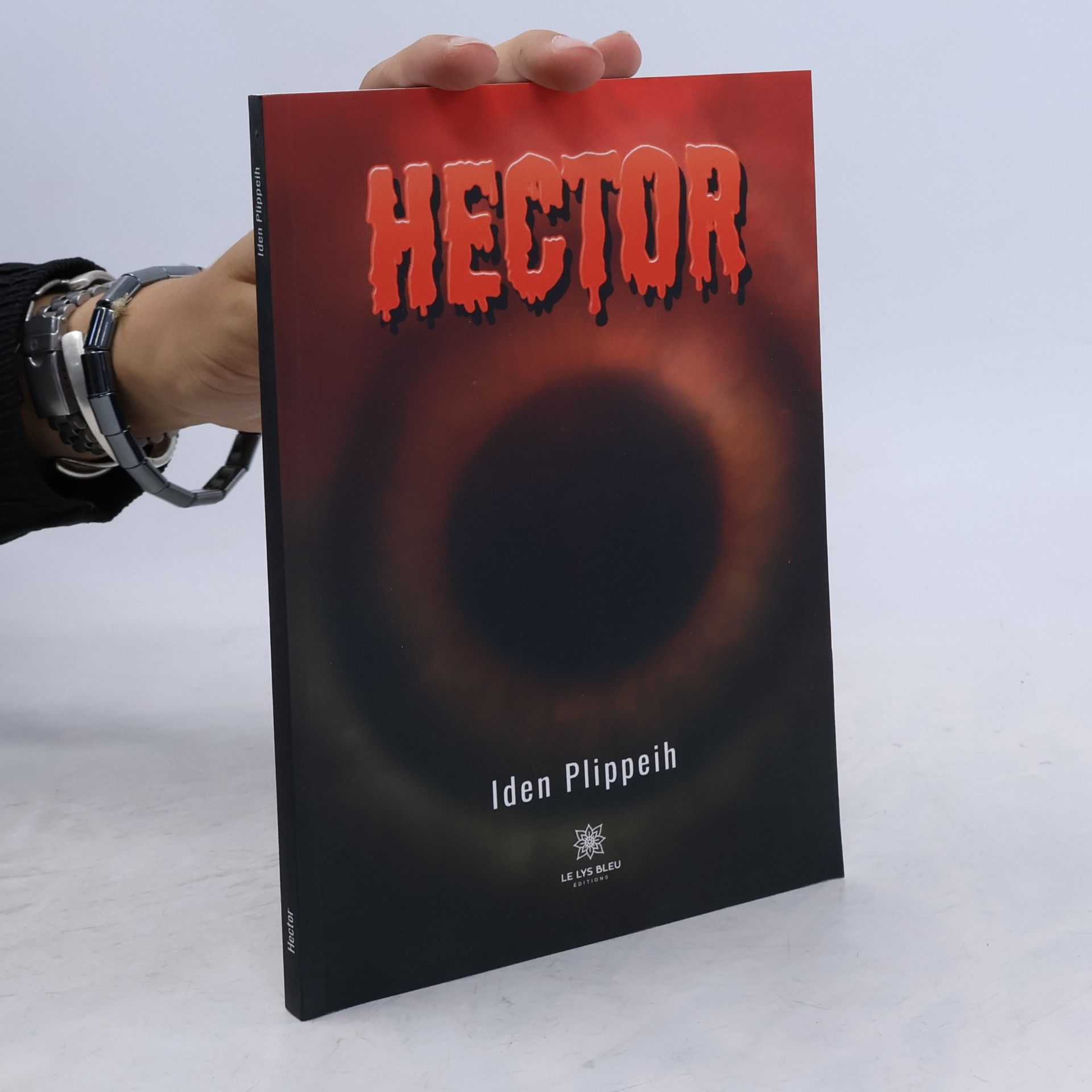 Plippeih, Iden Hector
