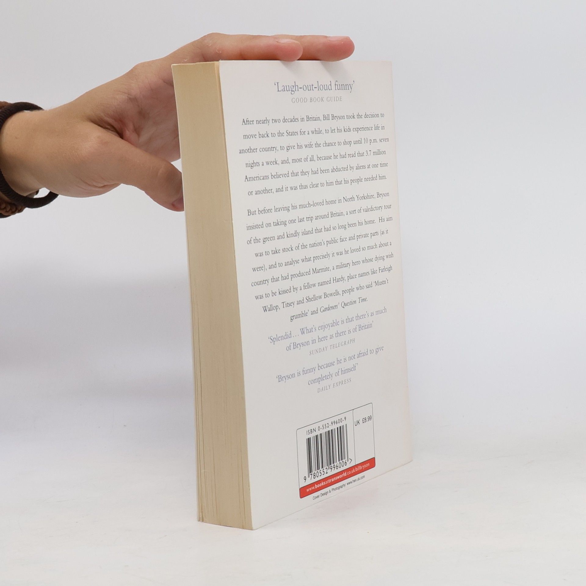 Bill Bryson Notes from a Small Island