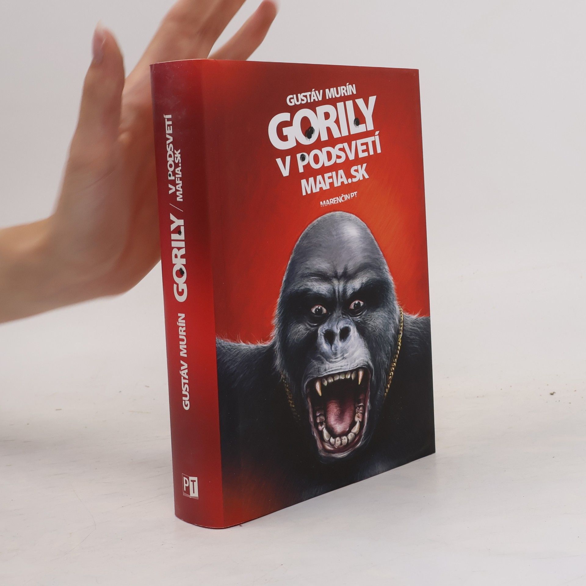 Gustáv Murín Gorily v podsvetí