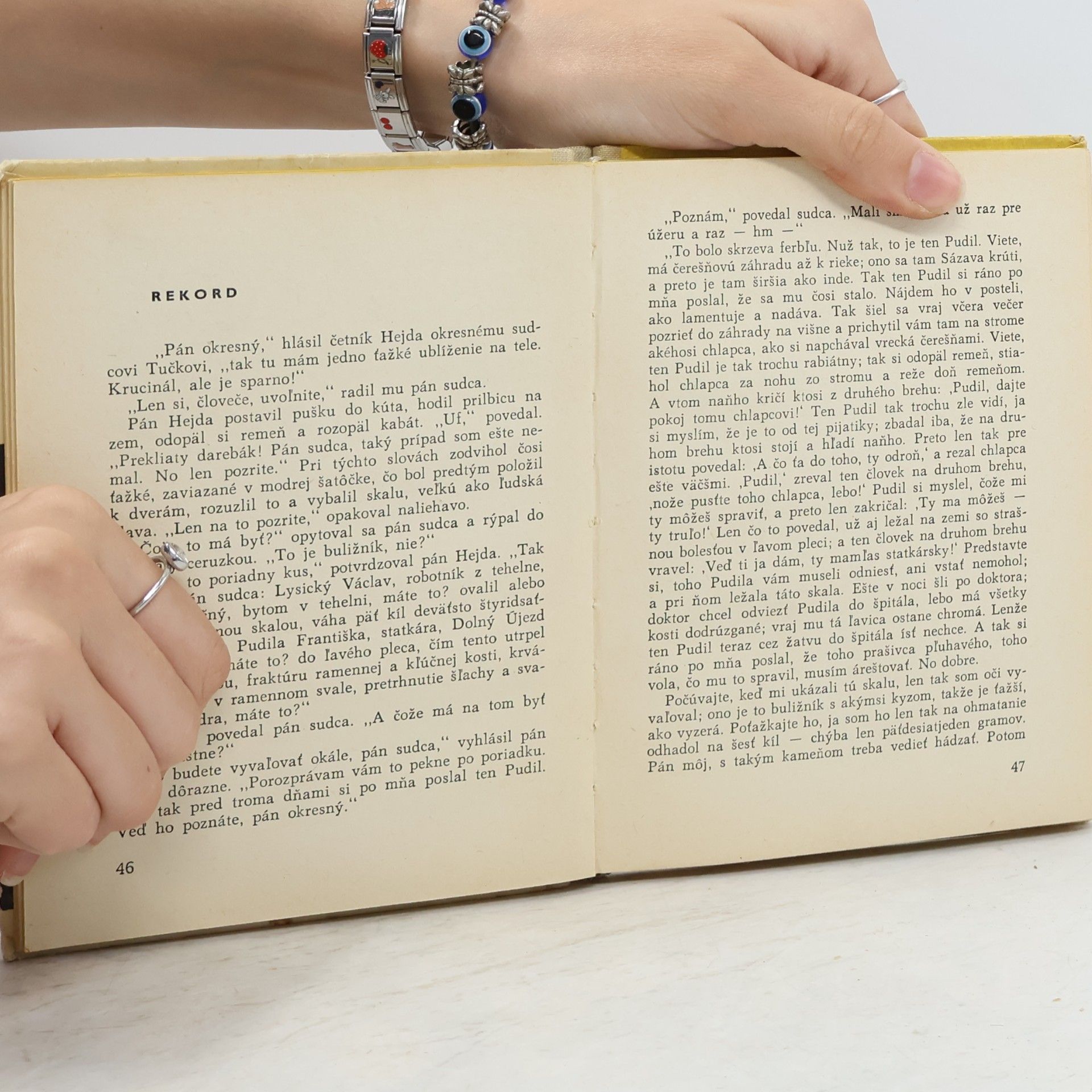 Karel Čapek Poviedky z jedného i druhého vrecka
