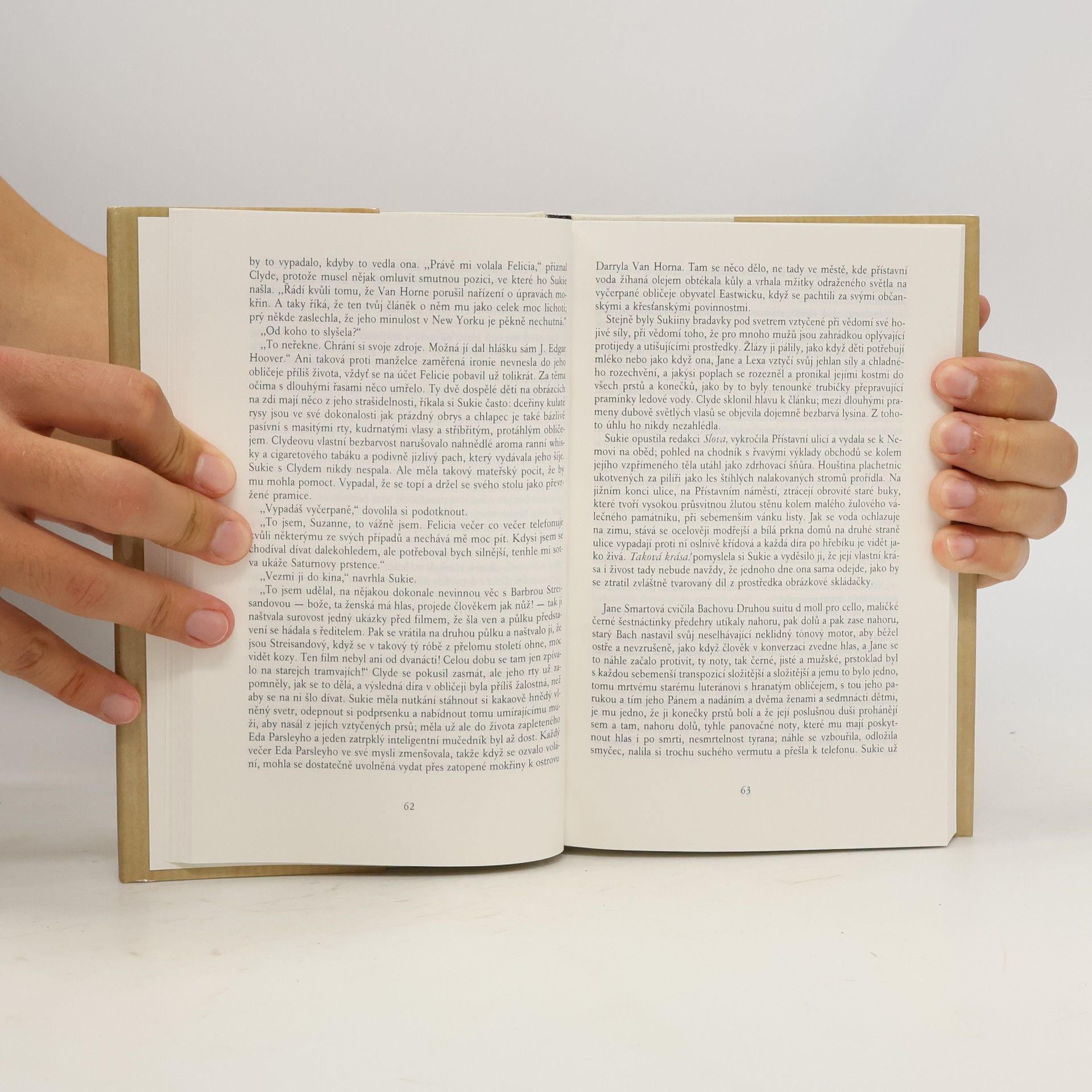 John Updike Čarodějky z Eastwicku