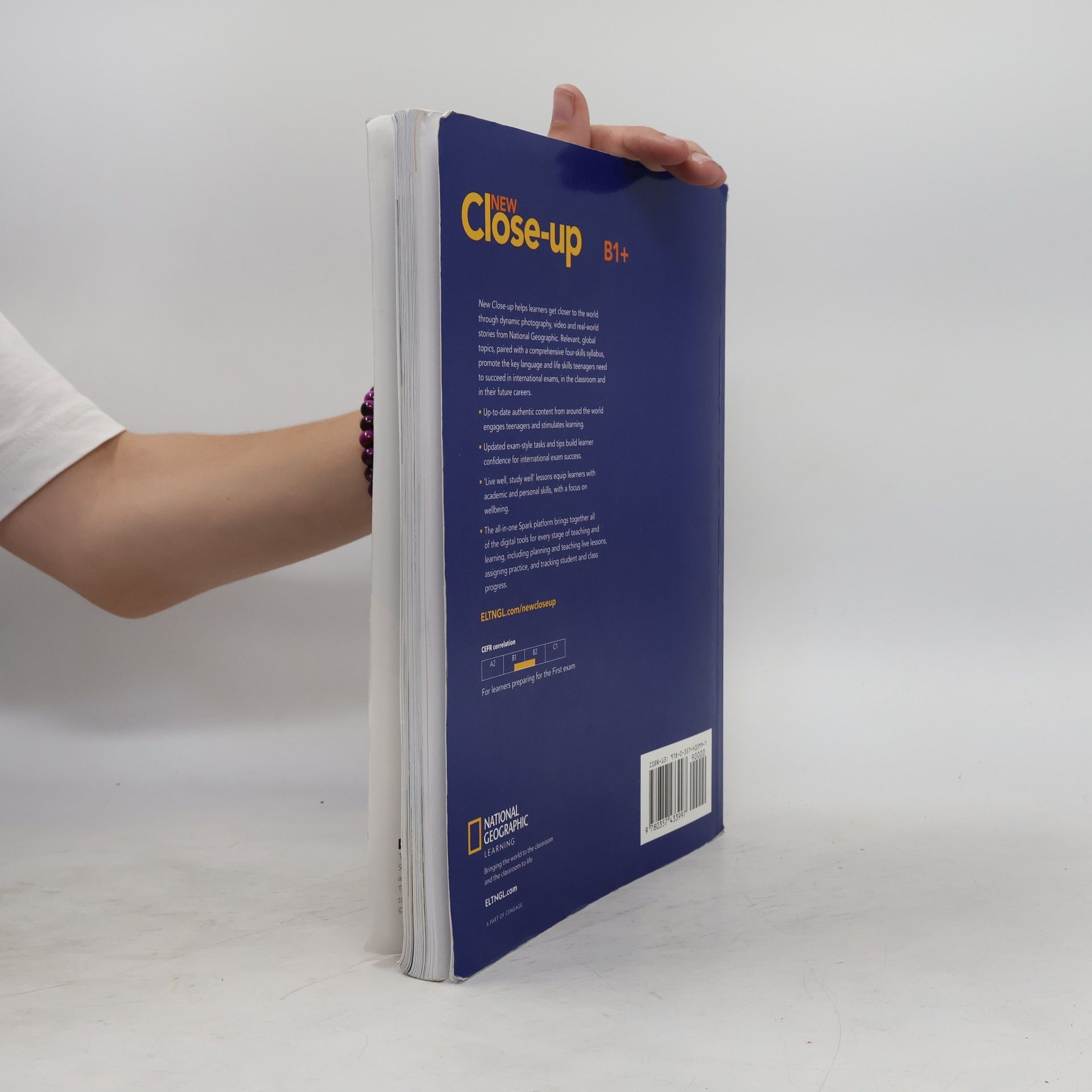 Louisa Essenhigh New Close-Up B1+: Student's Book
