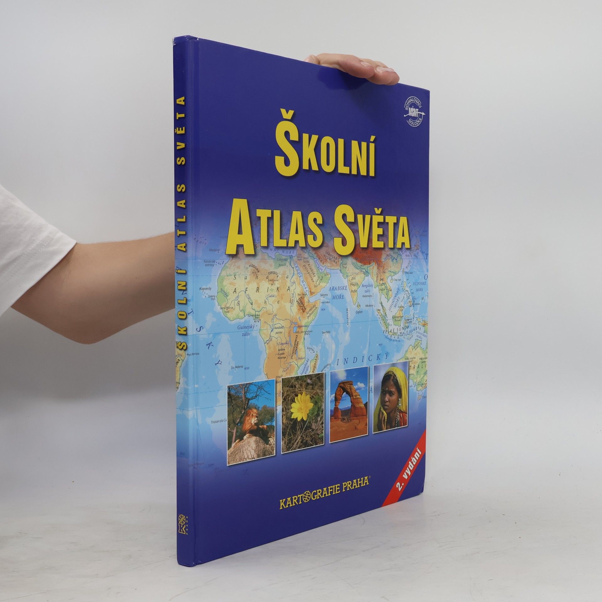 Kolektiv autorů Školní atlas světa