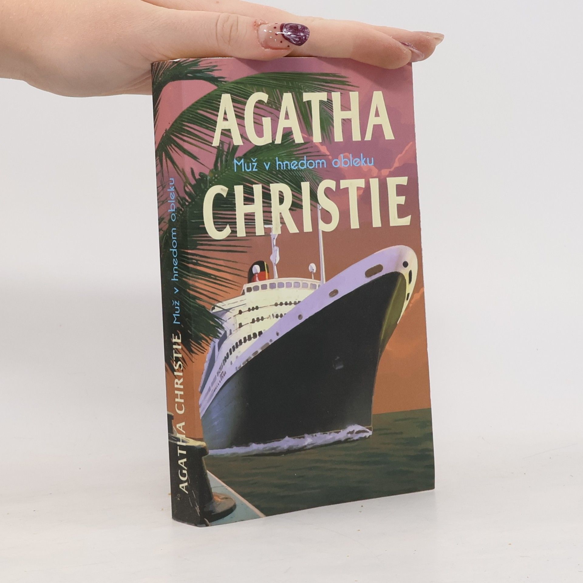 Agatha Christie Muž v hnedom obleku