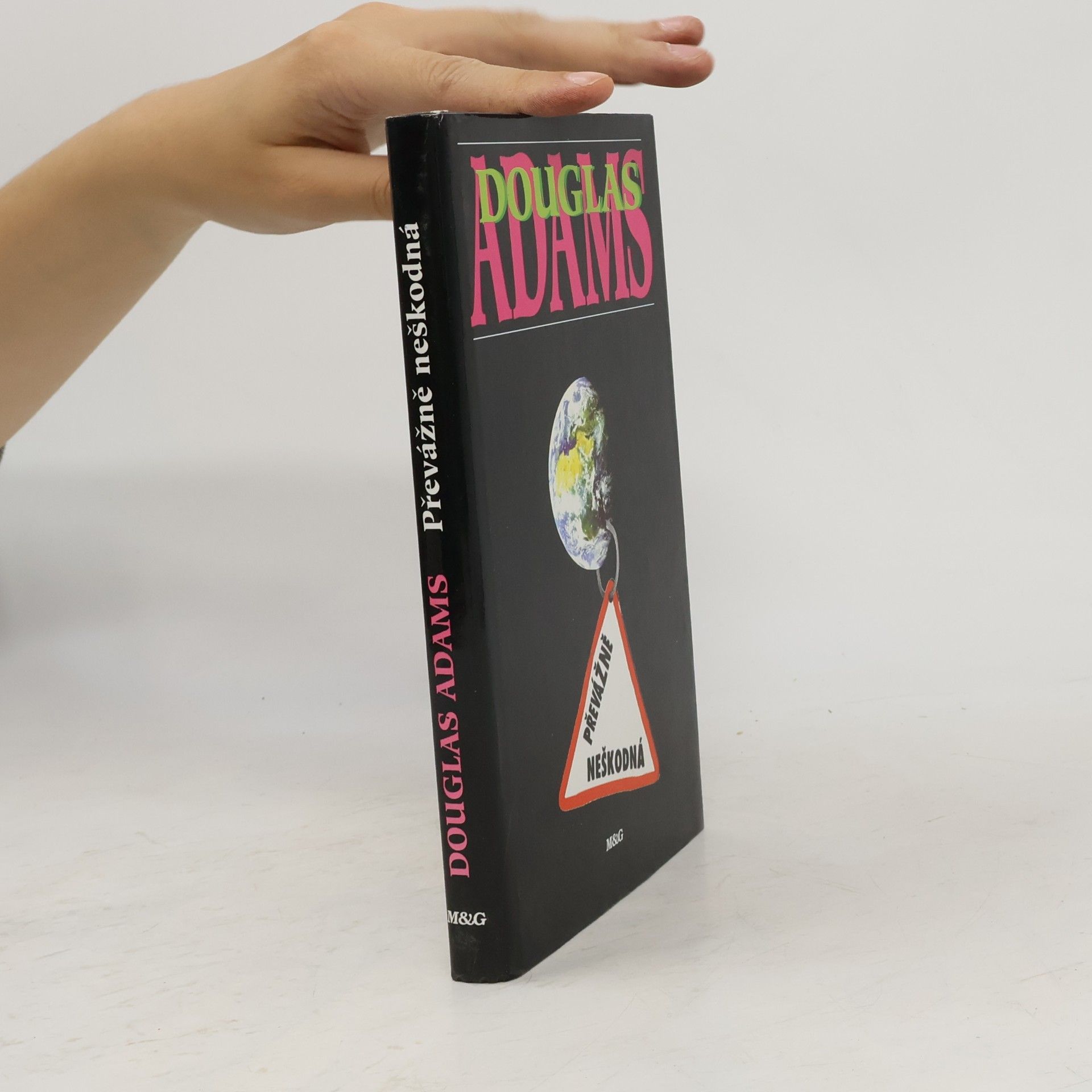Douglas Adams Převážně neškodná