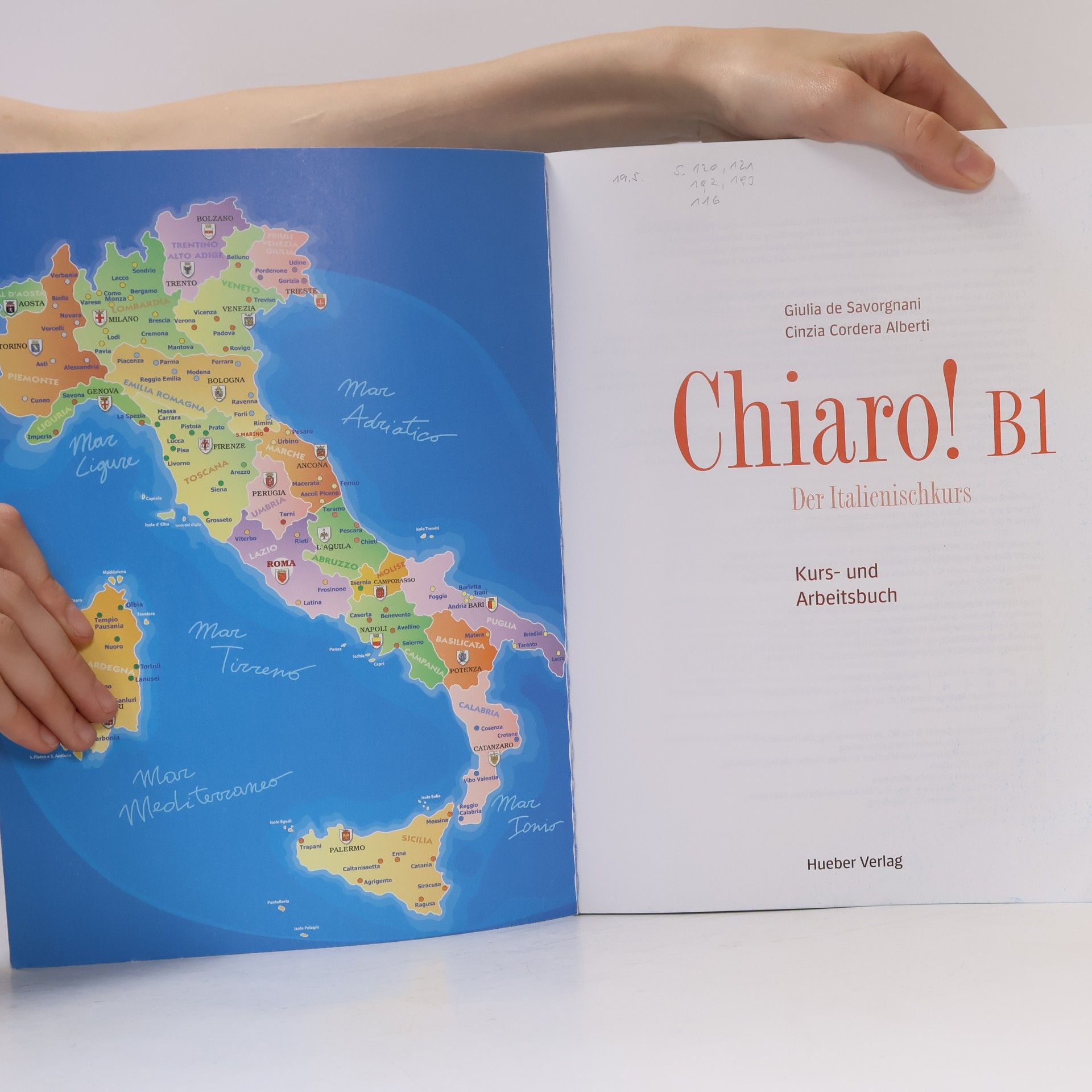 Giuliavde Savorgnani Chiaro!