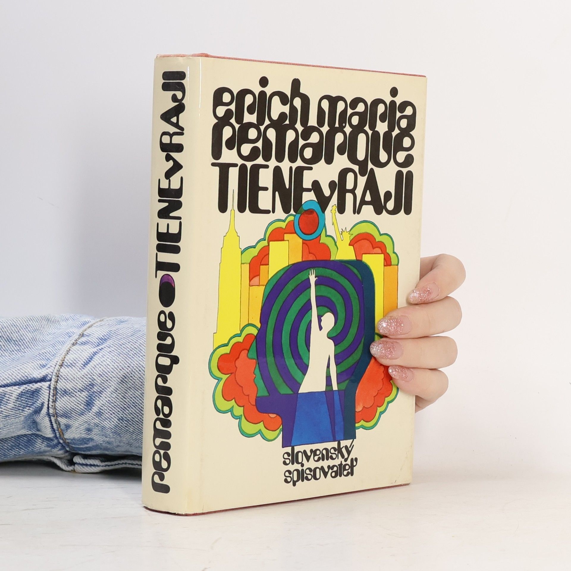 Erich Maria Remarque Tiene v raji