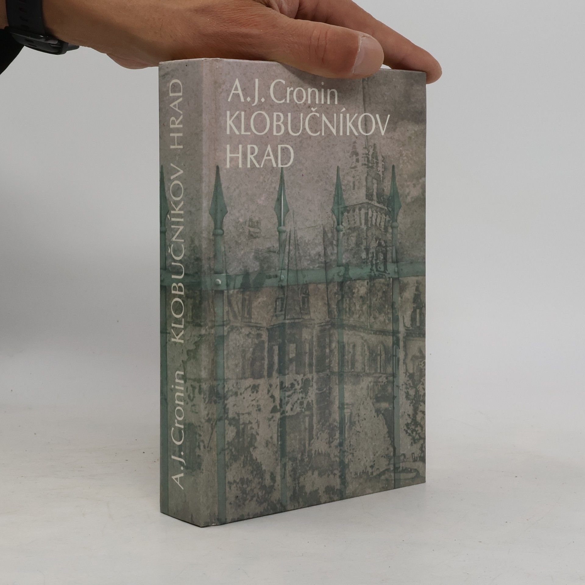 A. J. Cronin Klobučníkov hrad