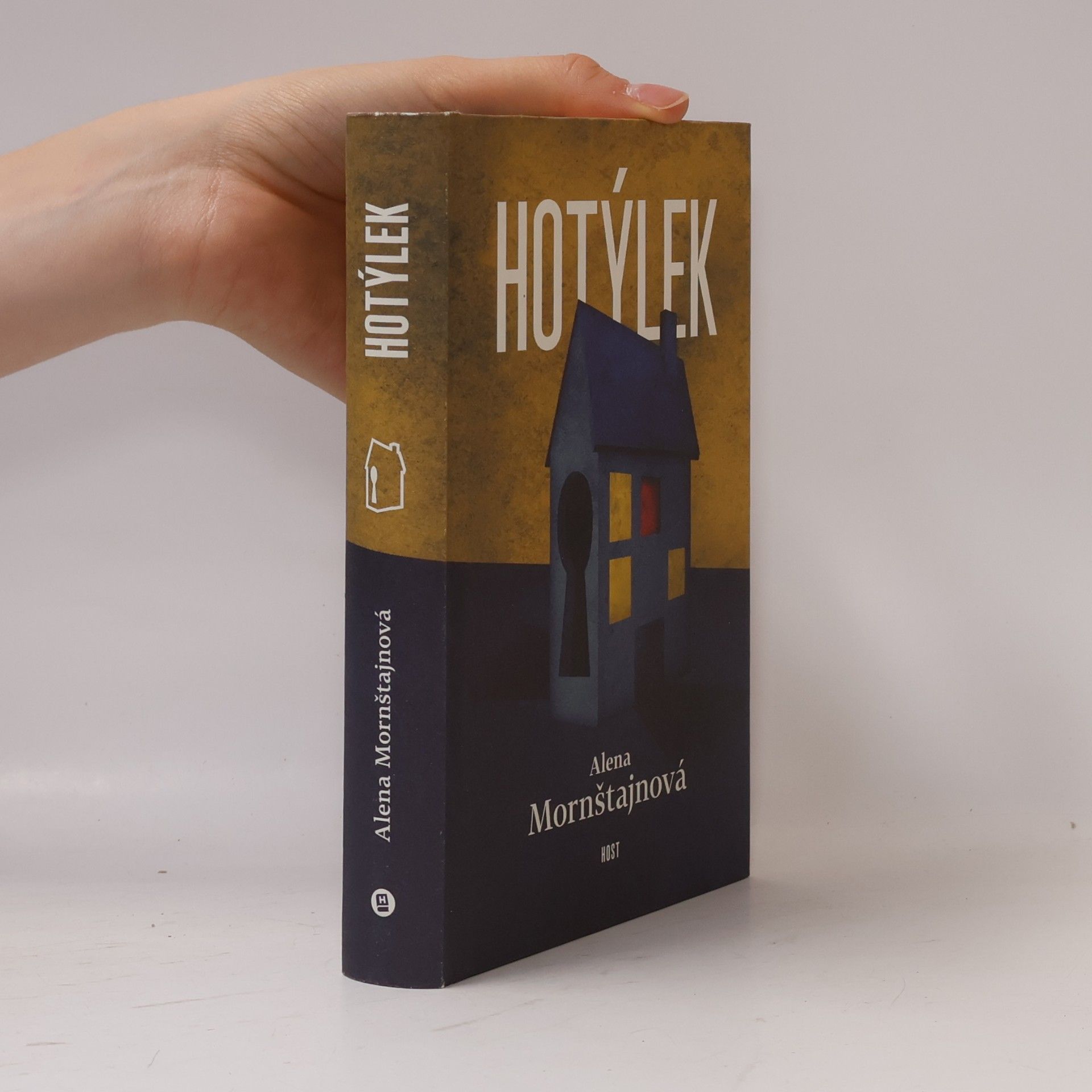 Alena Mornštajnová Hotýlek