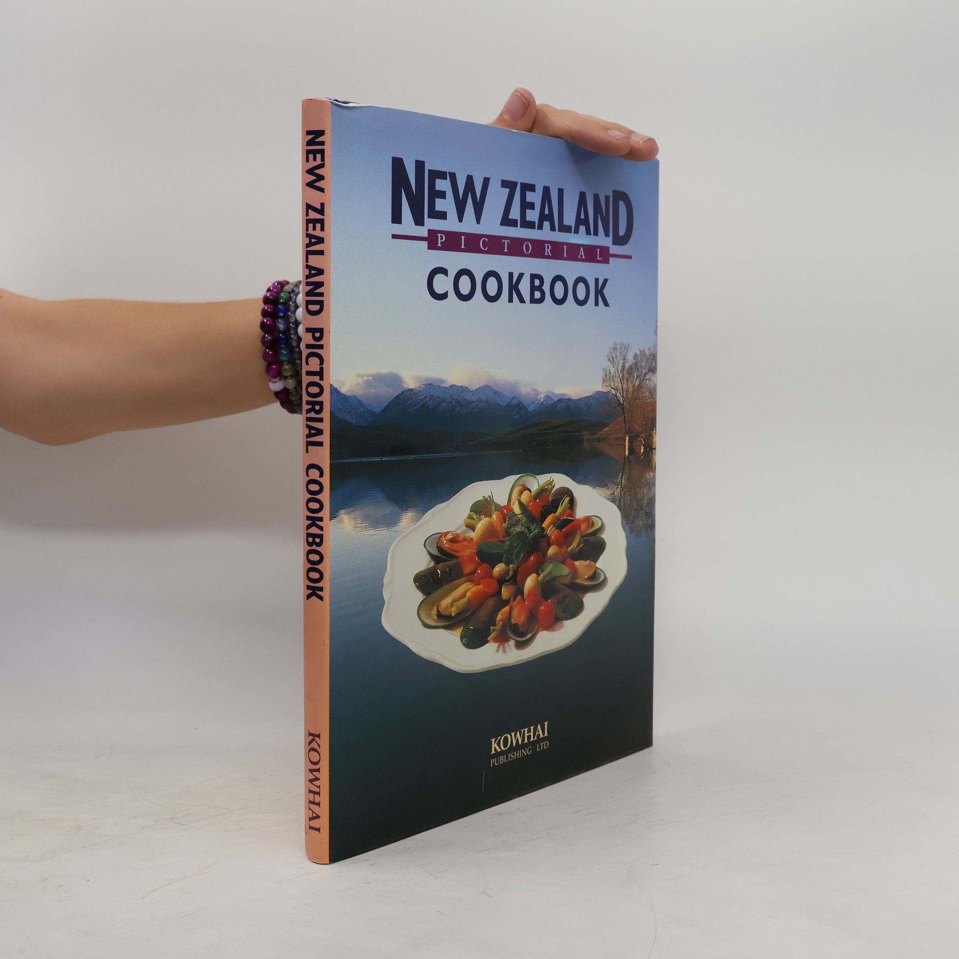 Elsa Haydon New Zealand Pictorial Cookbook