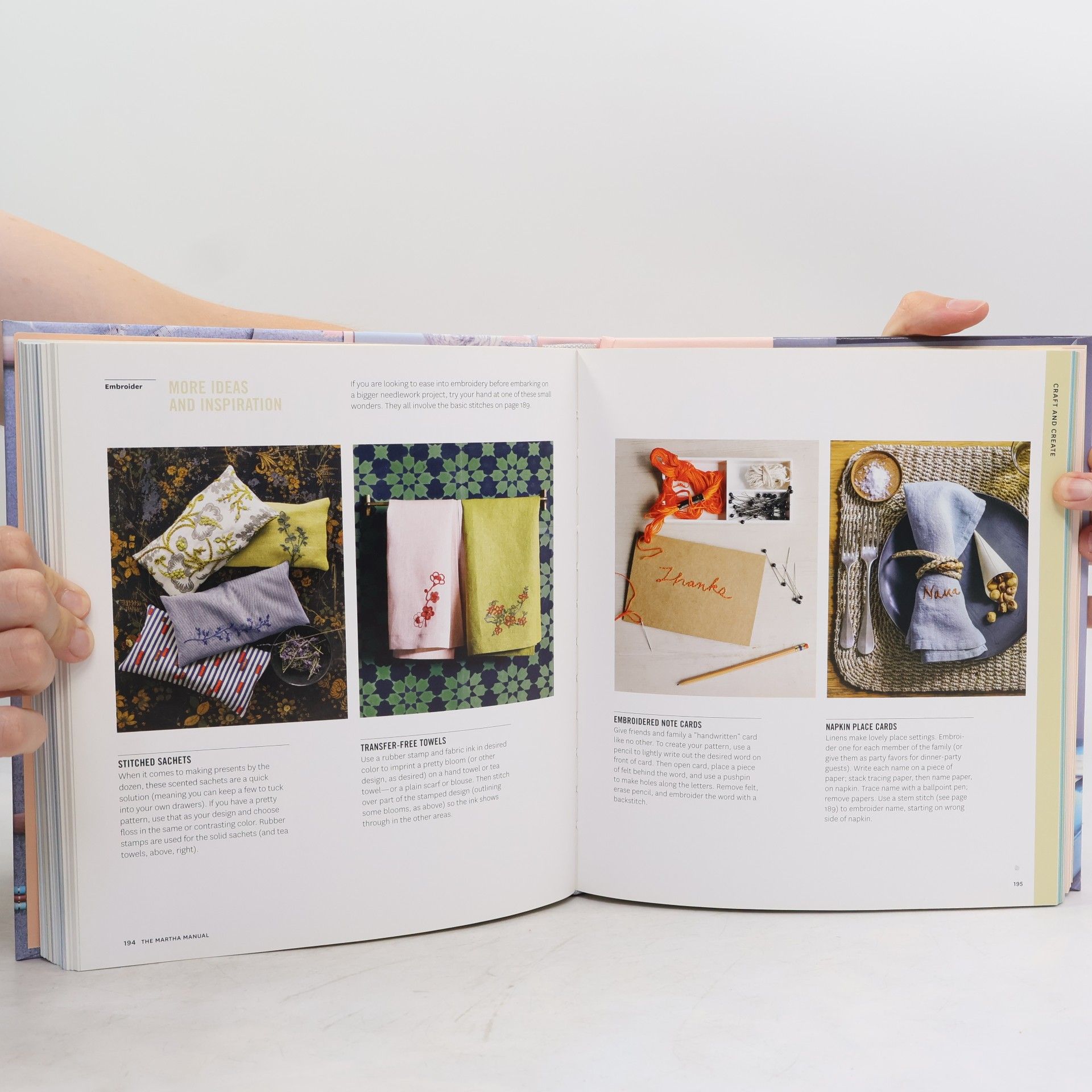 Martha Stewart The Martha Manual: How to do (almost) everything