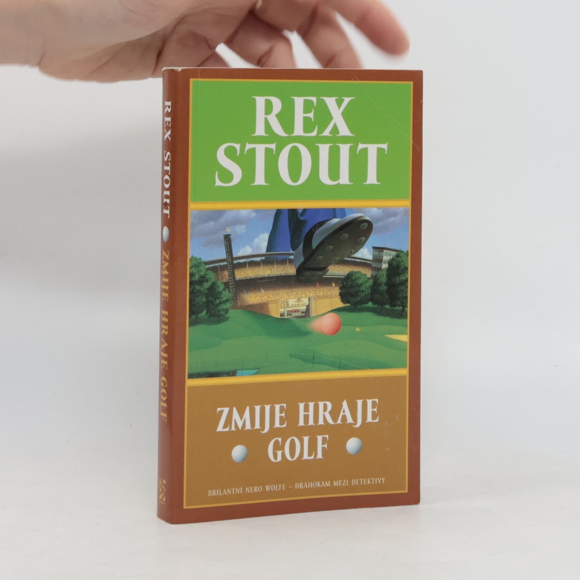 Zmije hraje golf