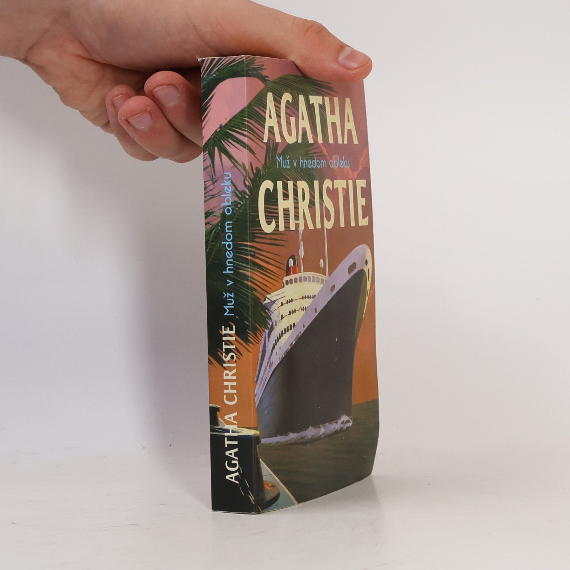 Agatha Christie Muž v hnedom obleku