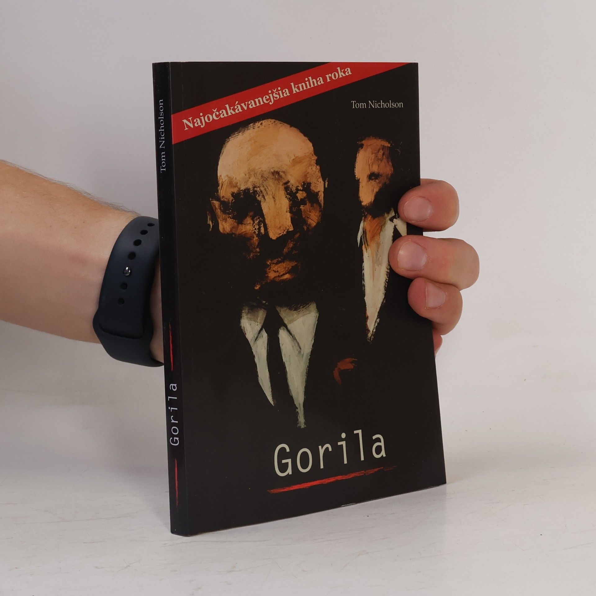 Tom Nicholson Gorila