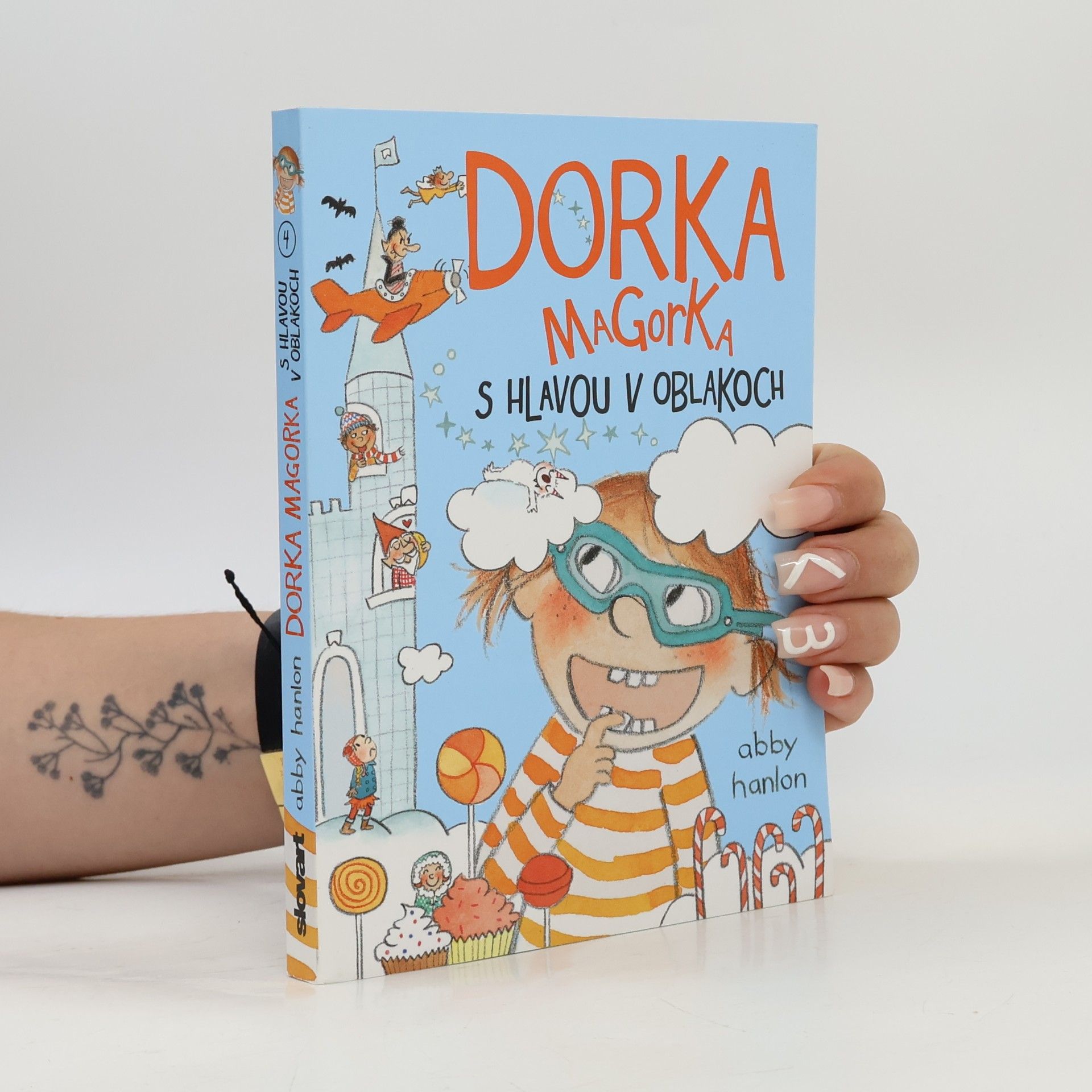 Abby Hanlon Dorka Magorka s hlavou v oblakoch