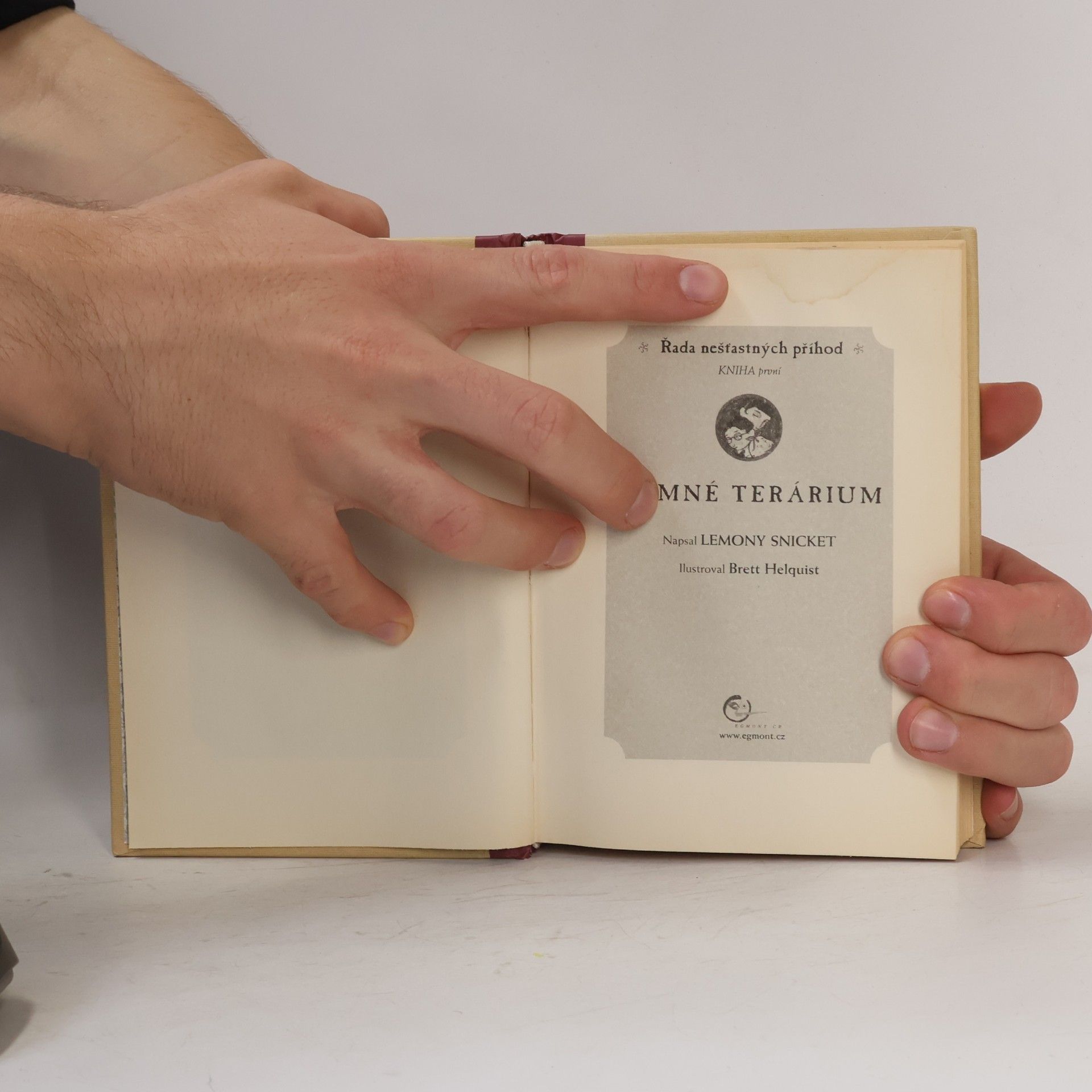 Lemony Snicket Řada nešťastných příhod. Kniha druhá. Temné terárium