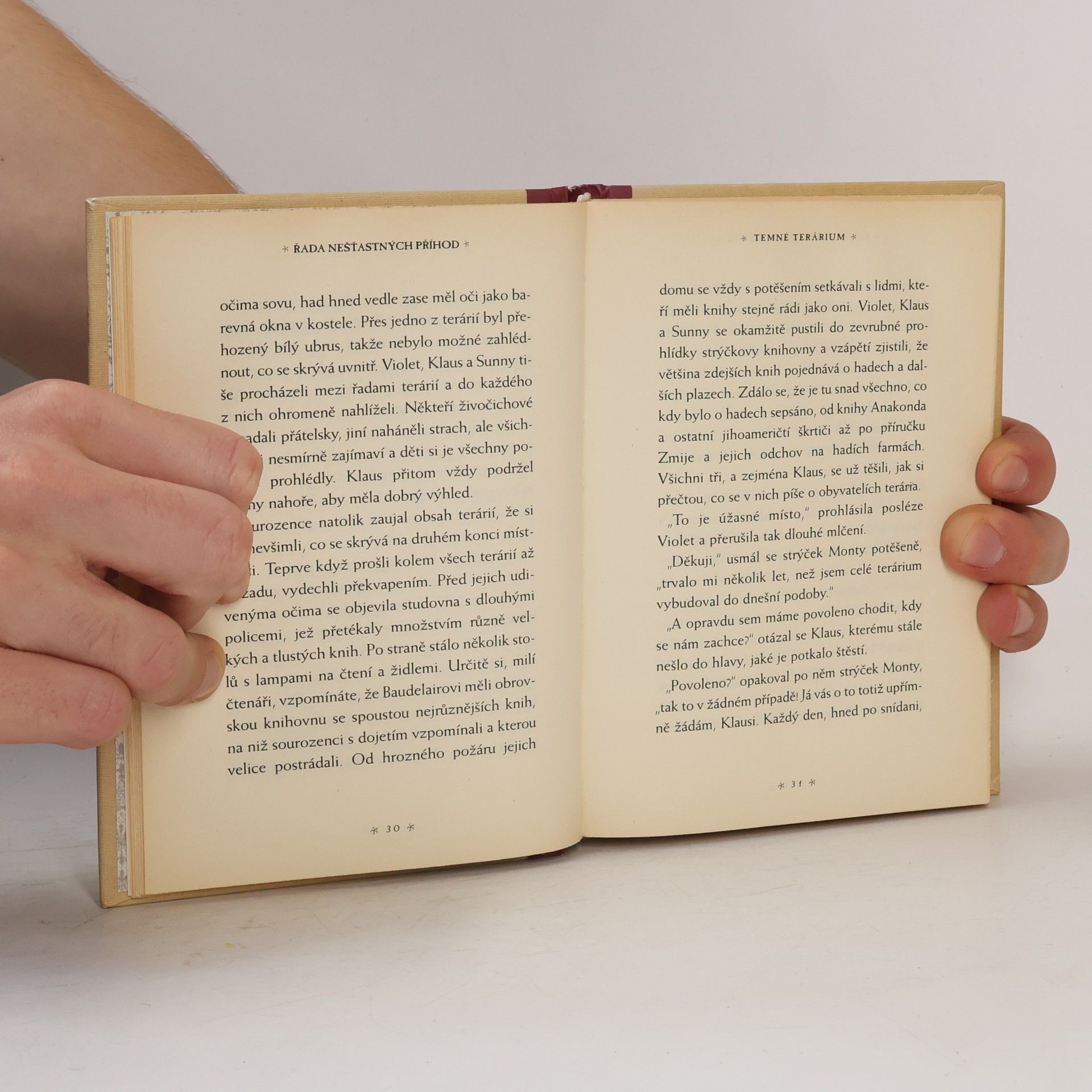 Lemony Snicket Řada nešťastných příhod. Kniha druhá. Temné terárium