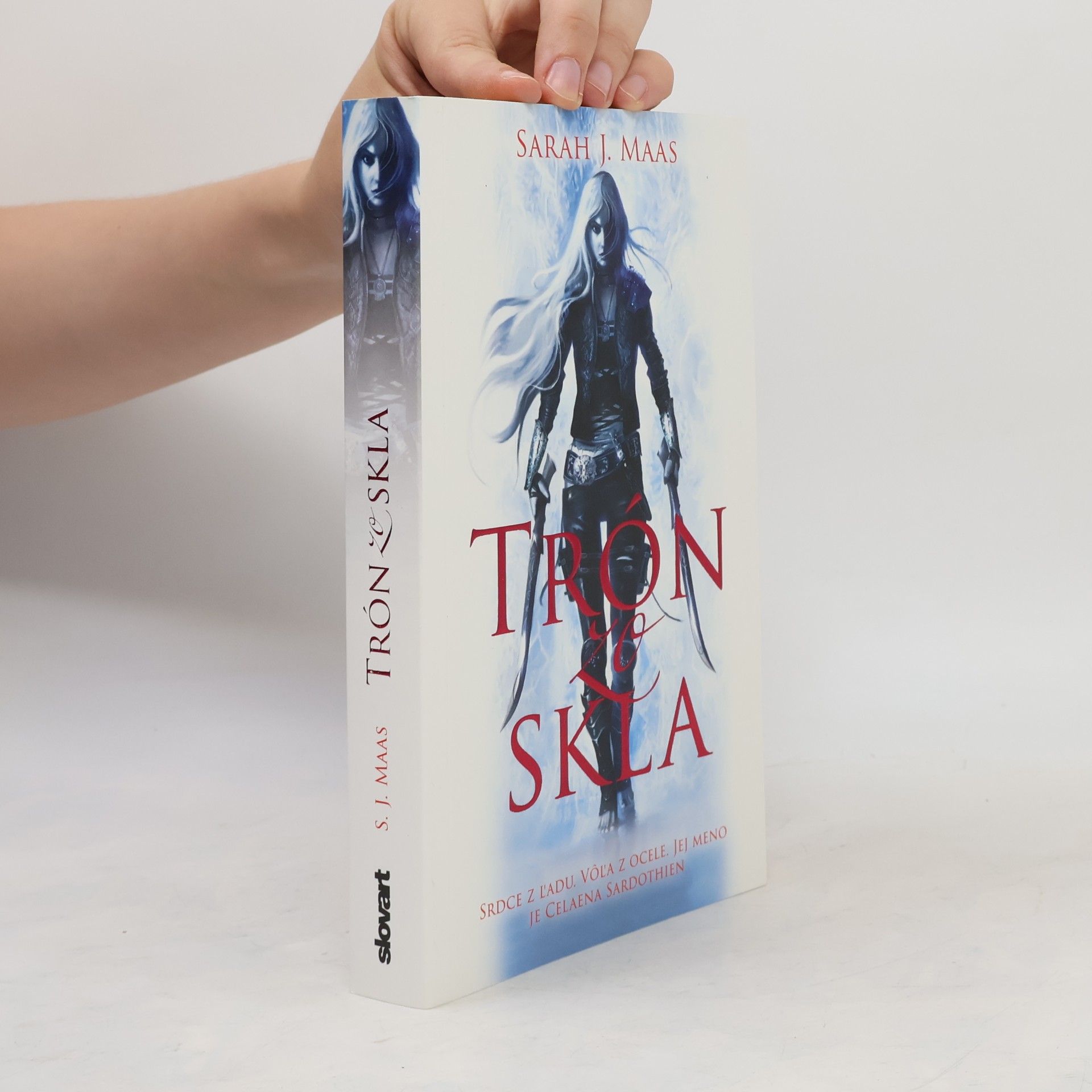 Sarah J. Maas Trón zo skla