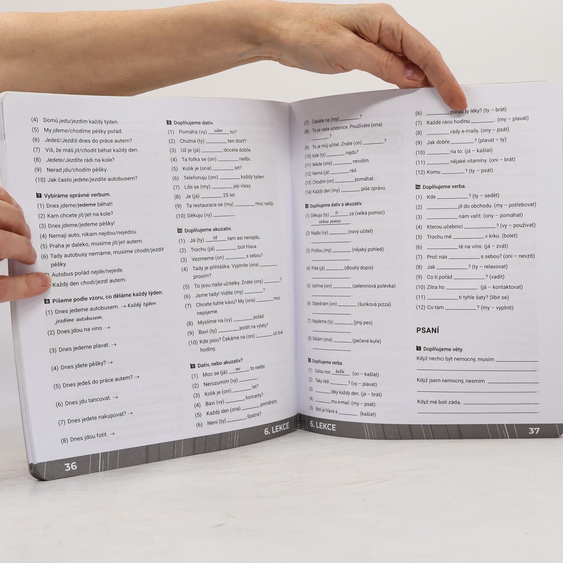 Jakub Wenzel Czech it up! 1 : čeština pro cizince : úroveň A1 : cvičebnice = Czech for foreigners : level A1 : workbook