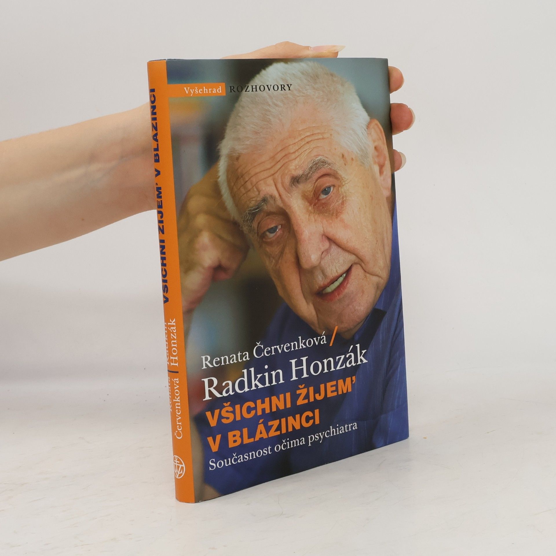 Renata Červenková Všichni žijem' v blázinci