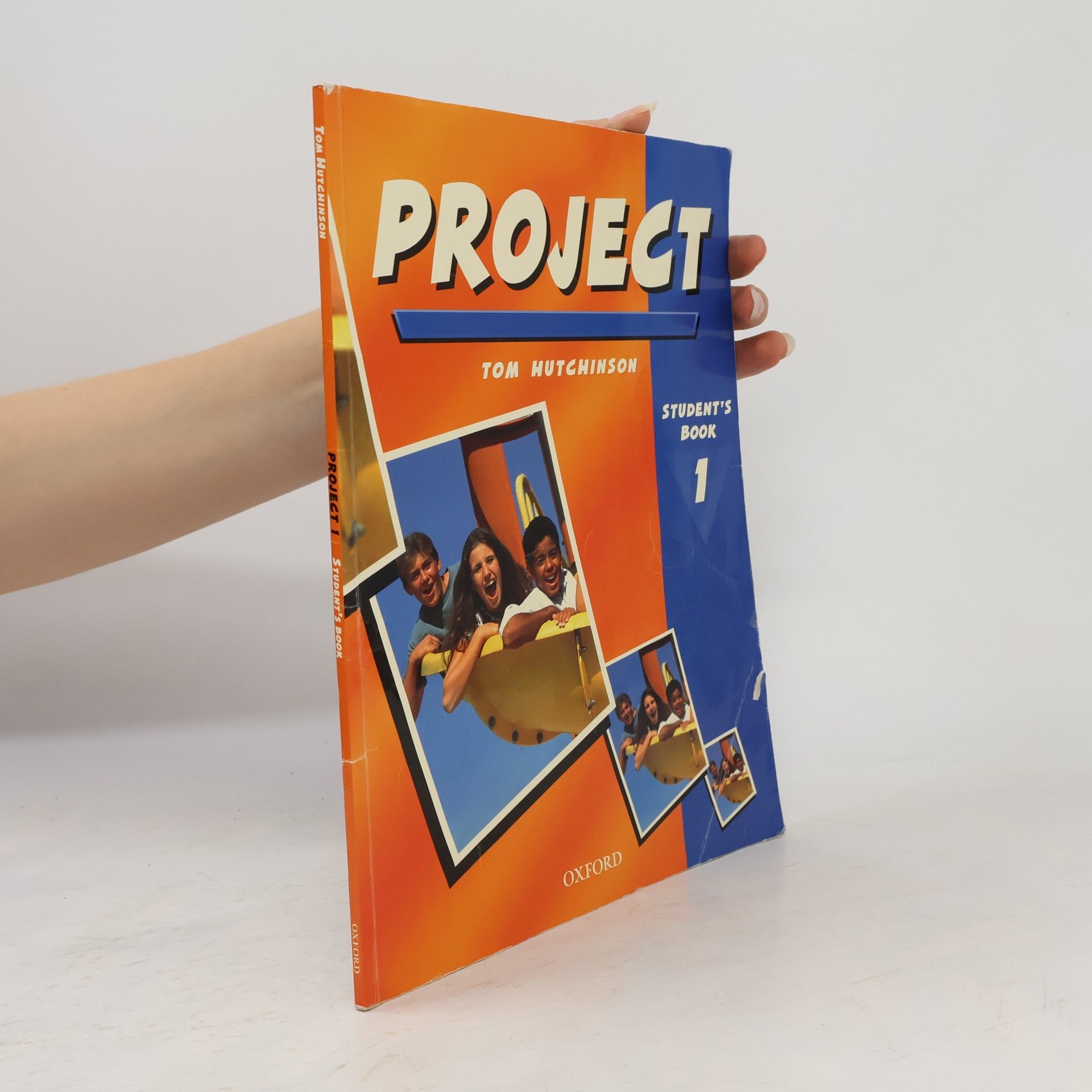Tom Hutchinson Project 1 : student's book