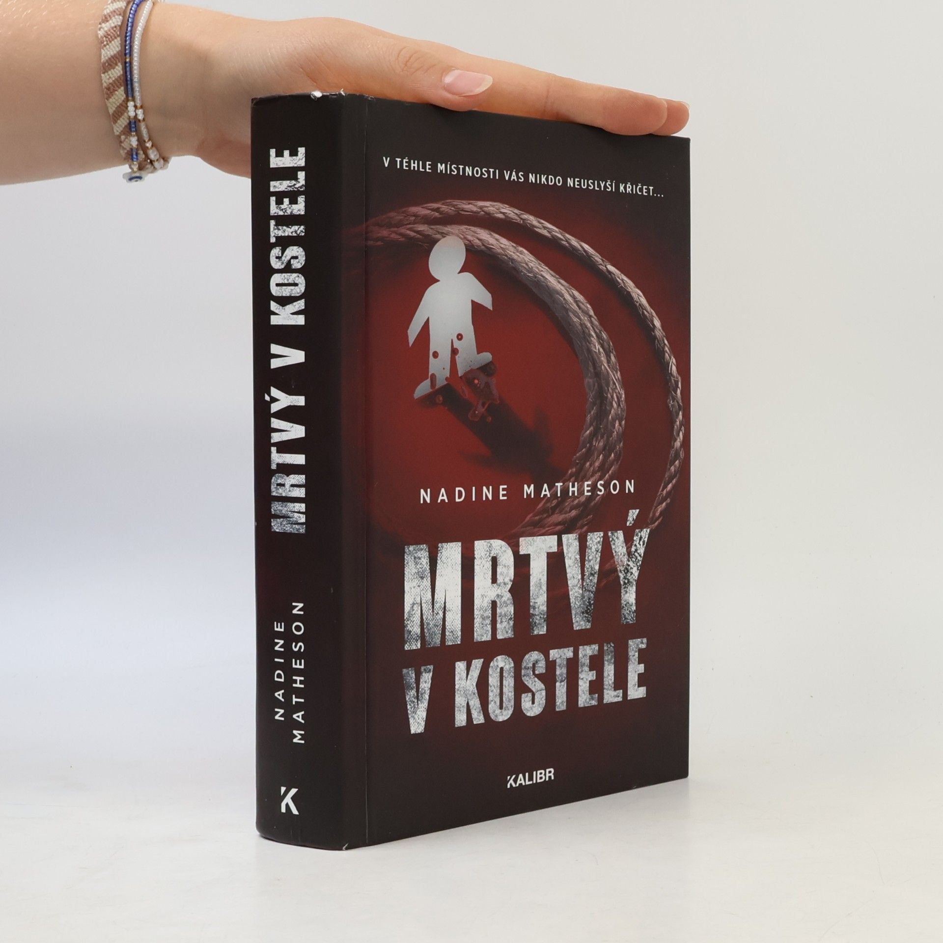 Nadine Matheson Mrtvý v kostele