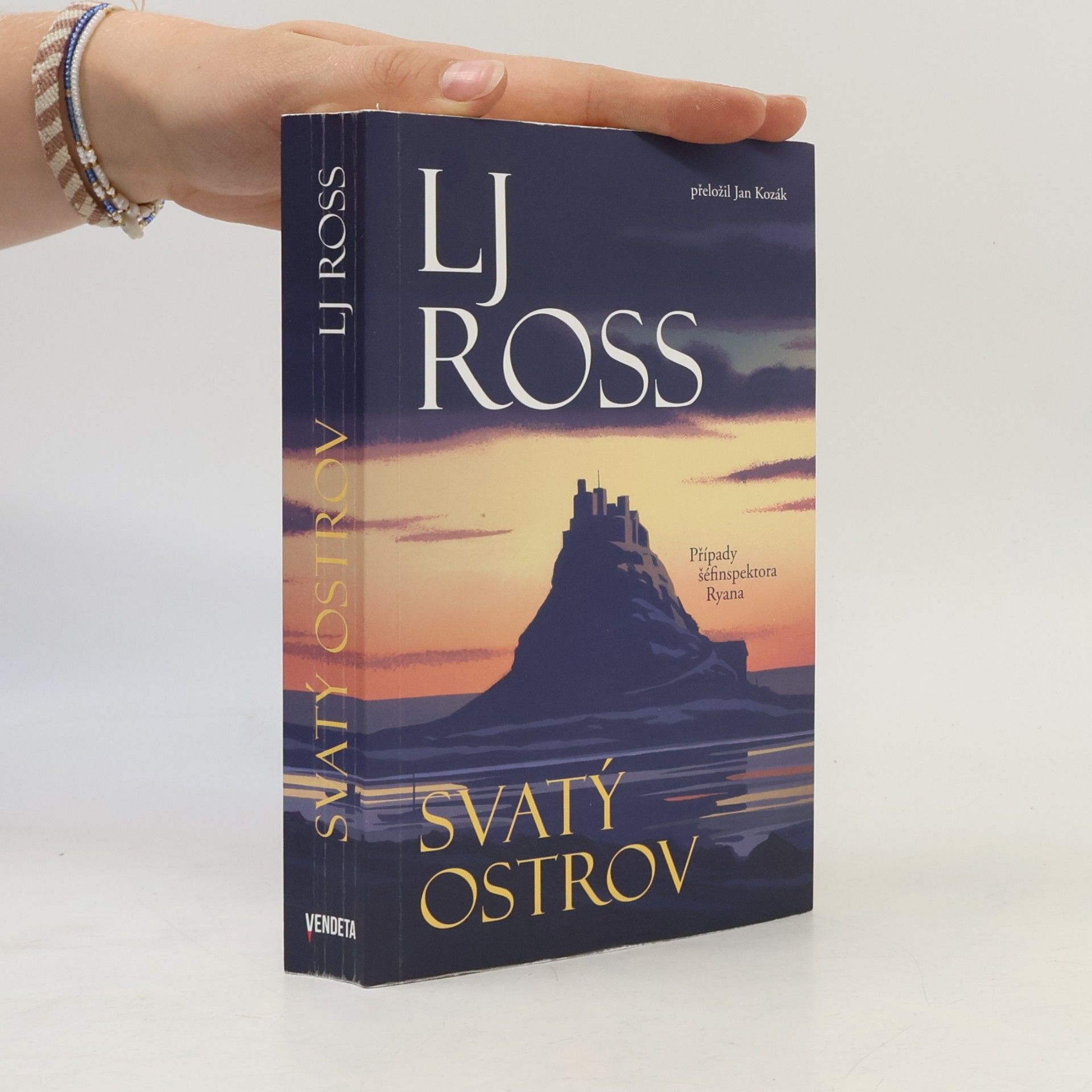 L. J. Ross Svatý ostrov