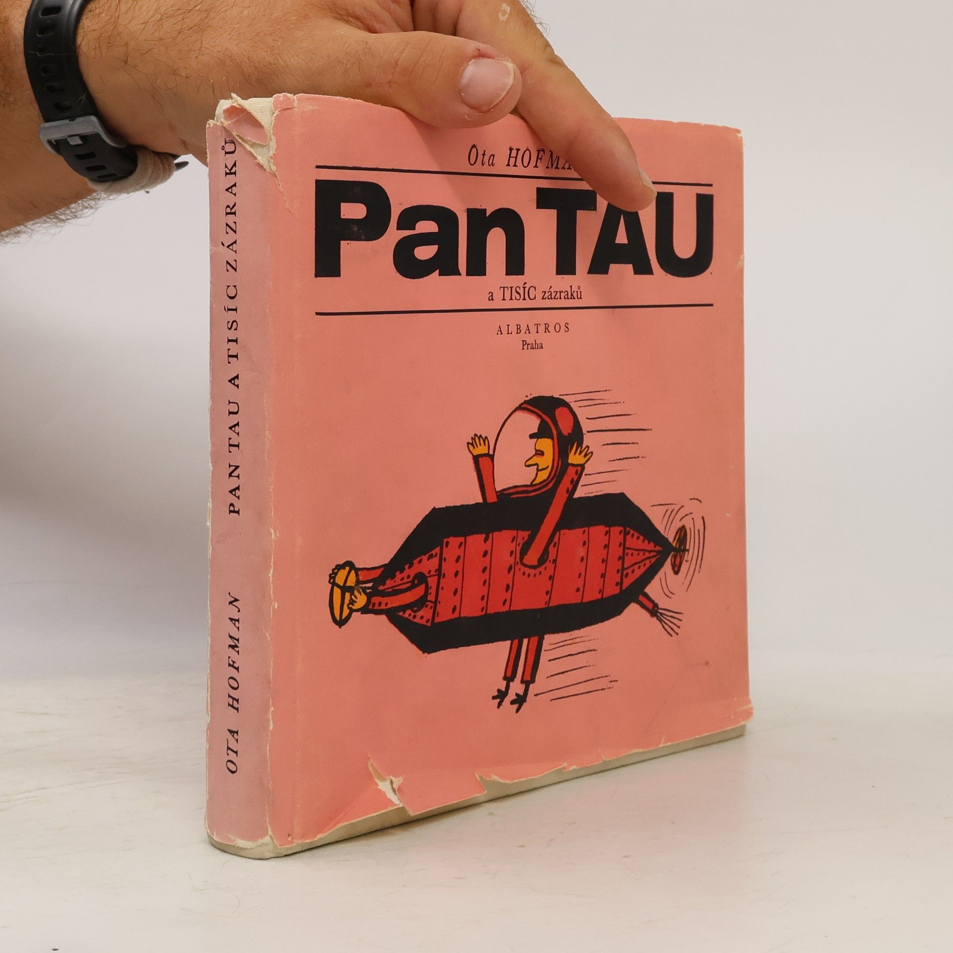Ota Hofman Pan Tau a tisíc zázraků