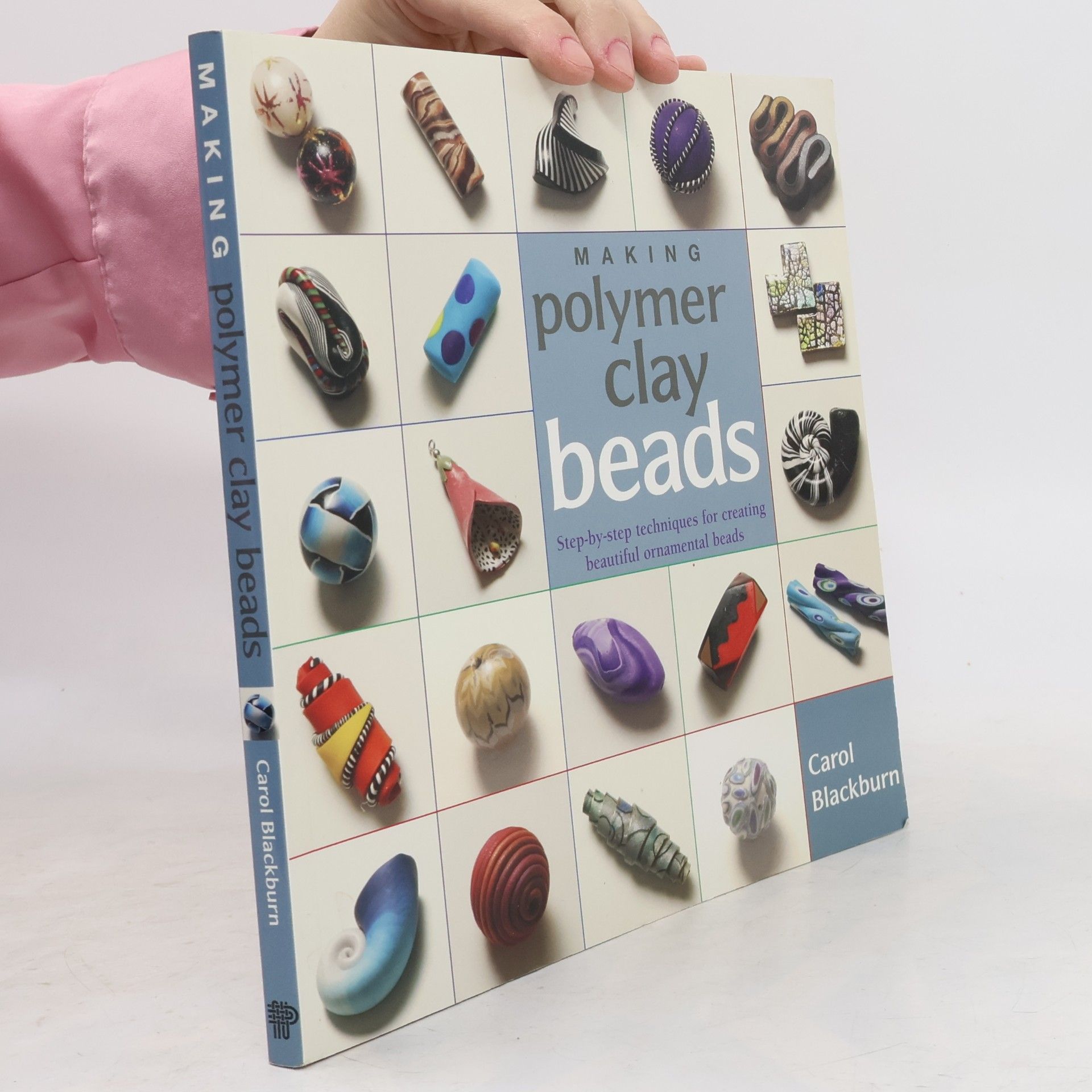Carol Blackburn Making polymer clay beads