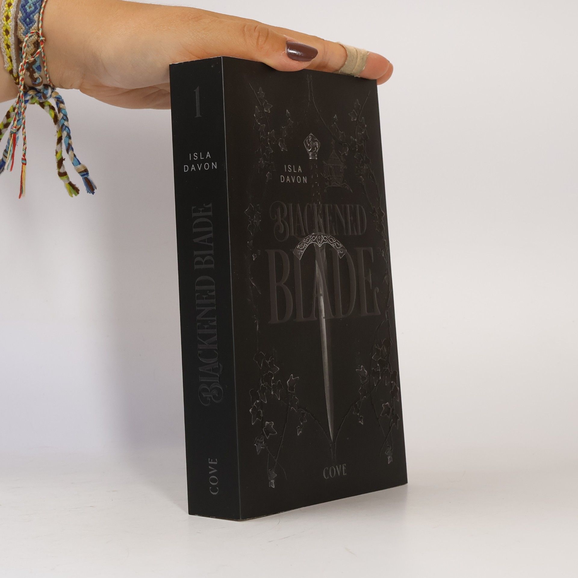 Isla Davon Blackened Blade 1: The Blackened Blade