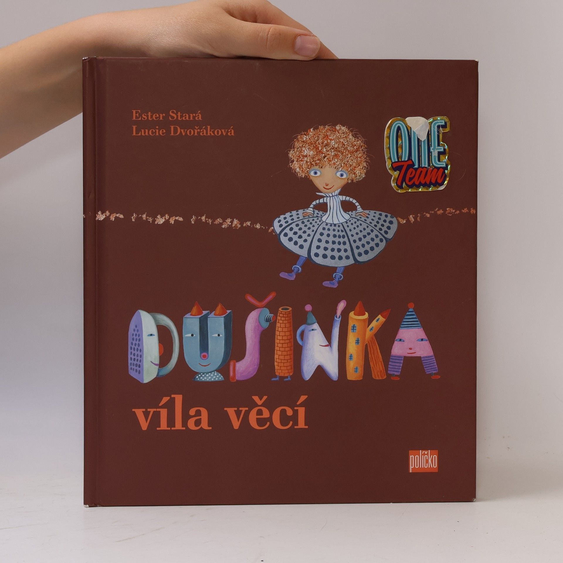 Ester Stará Dušinka, víla věcí