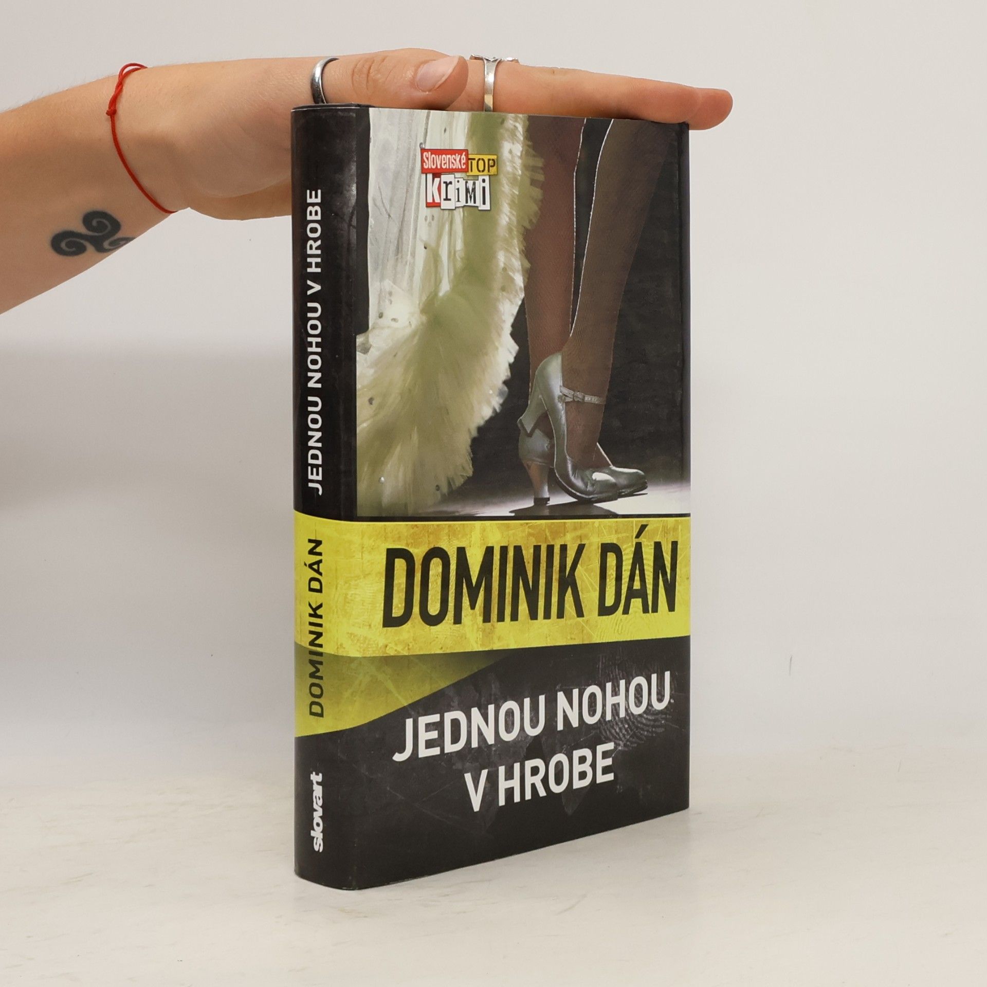 Dominik Dán Jednou nohou v hrobe