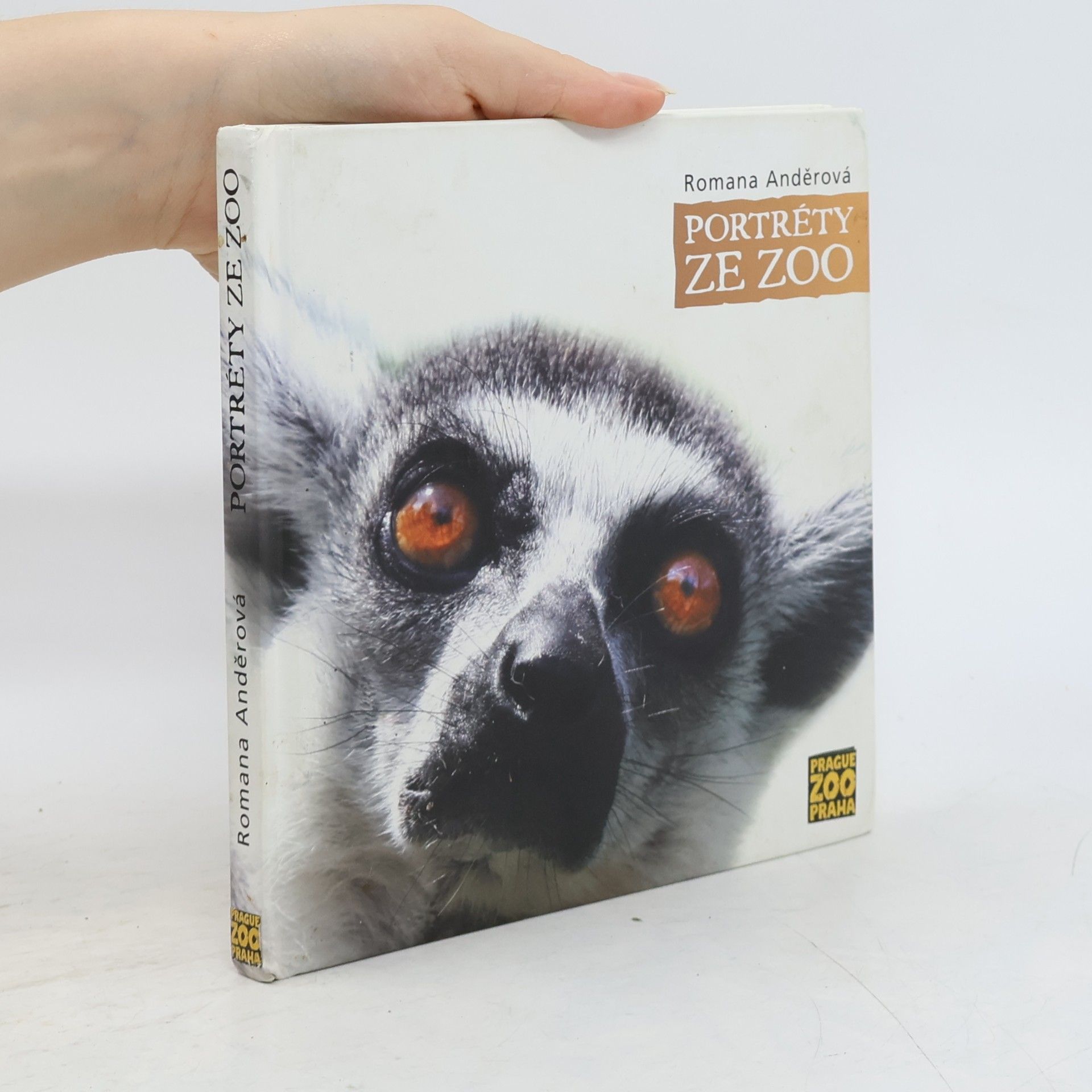 Romana Anděrová Portréty ze ZOO