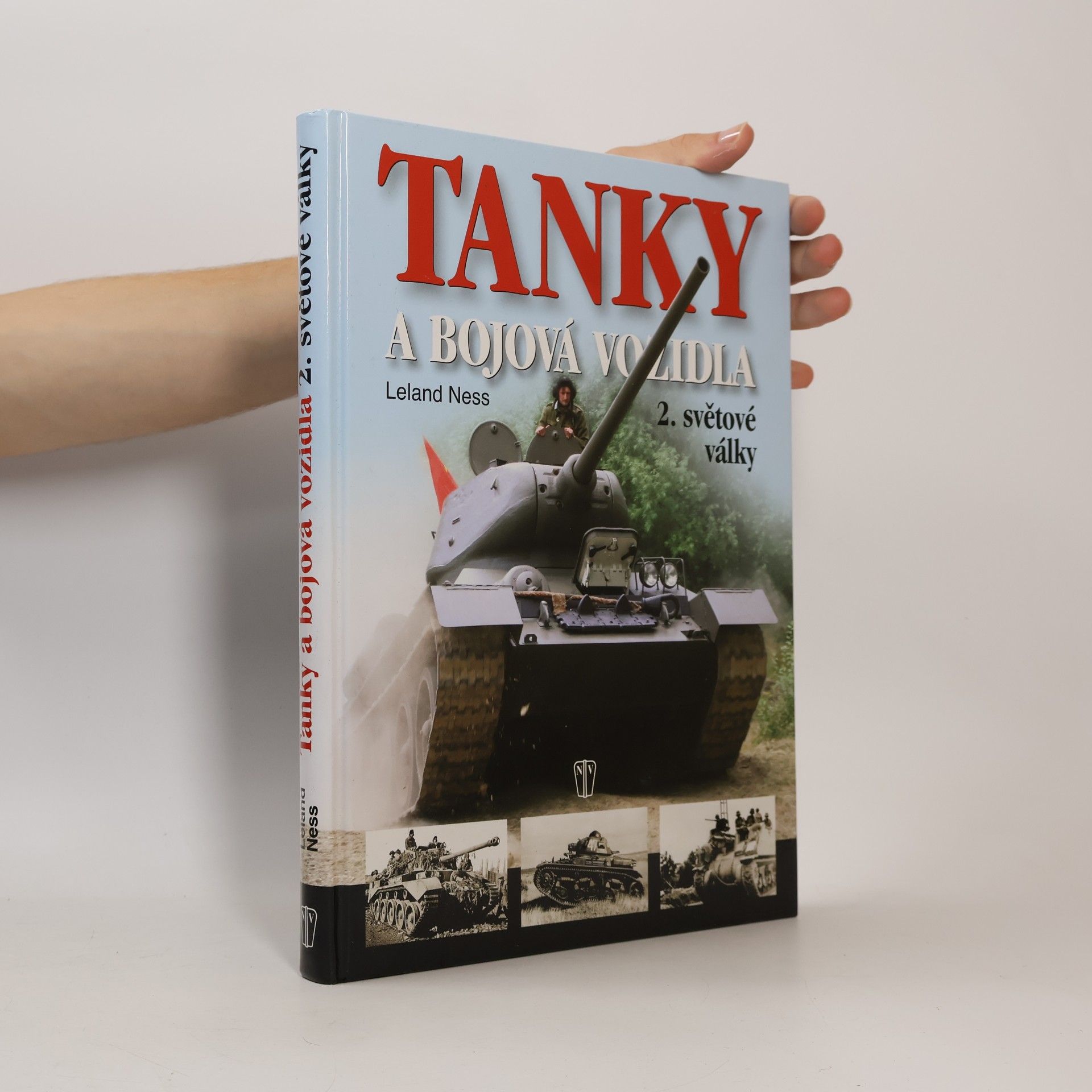 Leland S. Ness Tanky a bojová vozidla 2. světové války