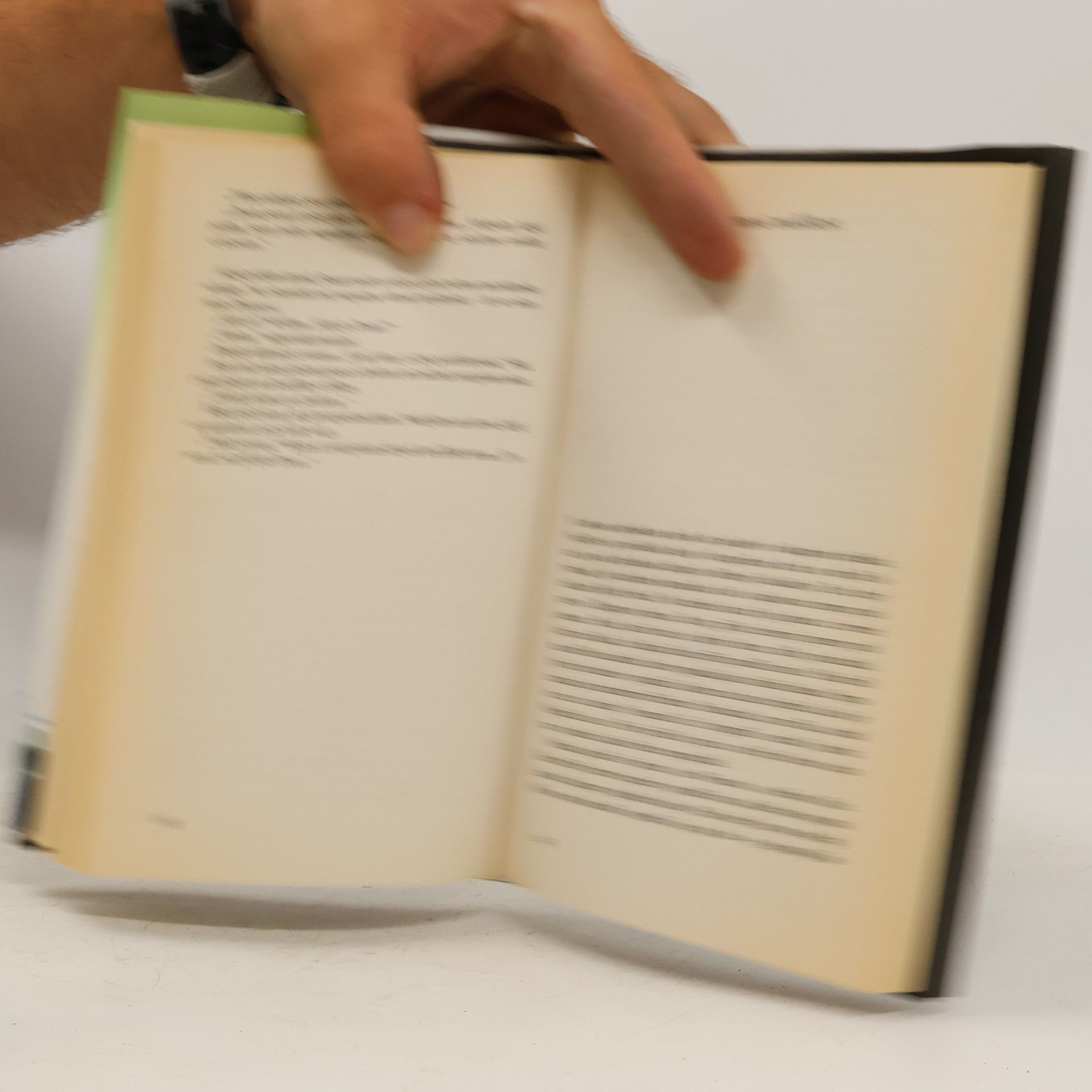 Raymond Carver Buď, prosím tě, zticha : (a jiné povídky)