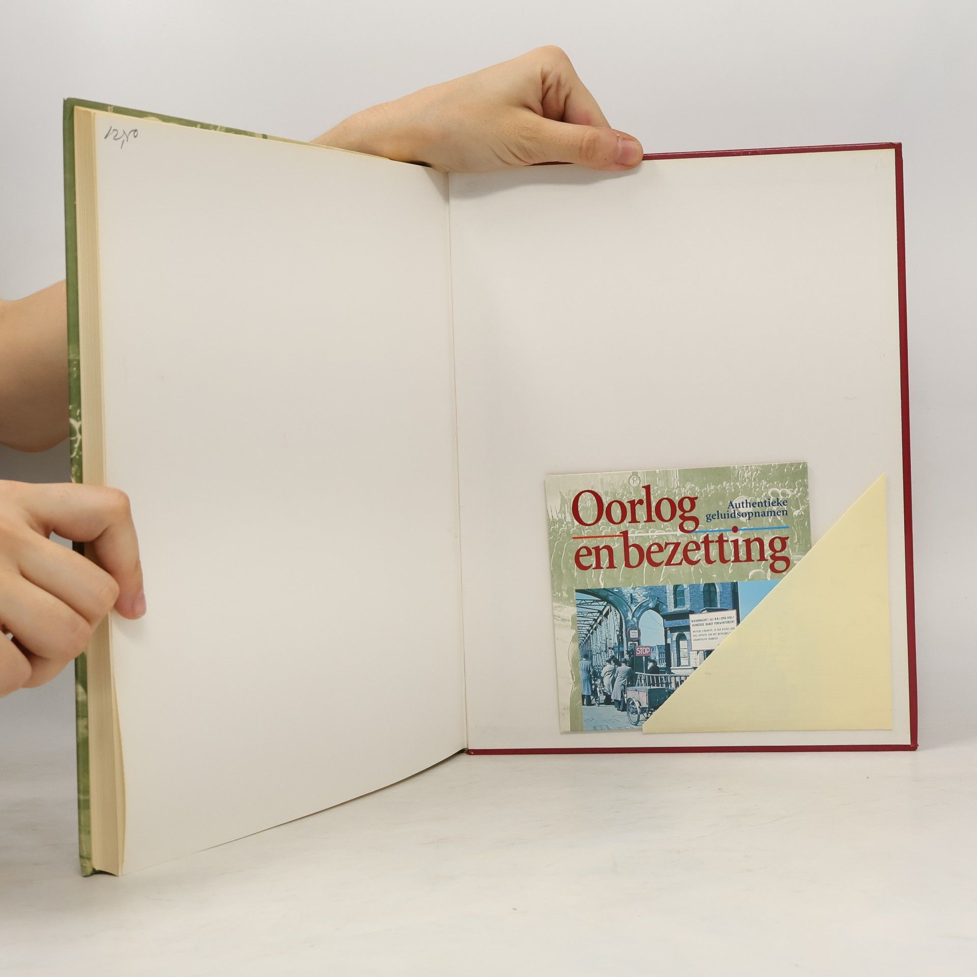 Jan van Miert Oorlog en bezetting: Nederland 1940-1945 in woord, beeld en geluid - Met authentieke geluidsopnamen op CD