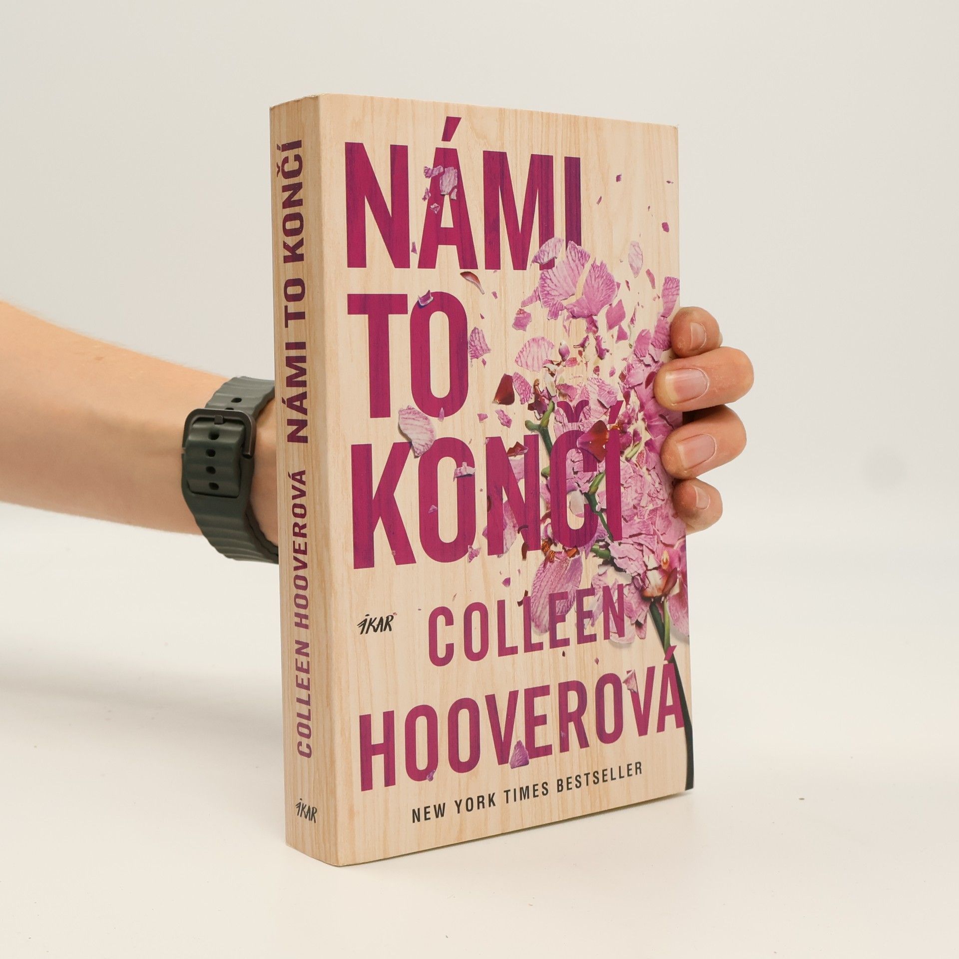 Colleen Hoover Námi to končí