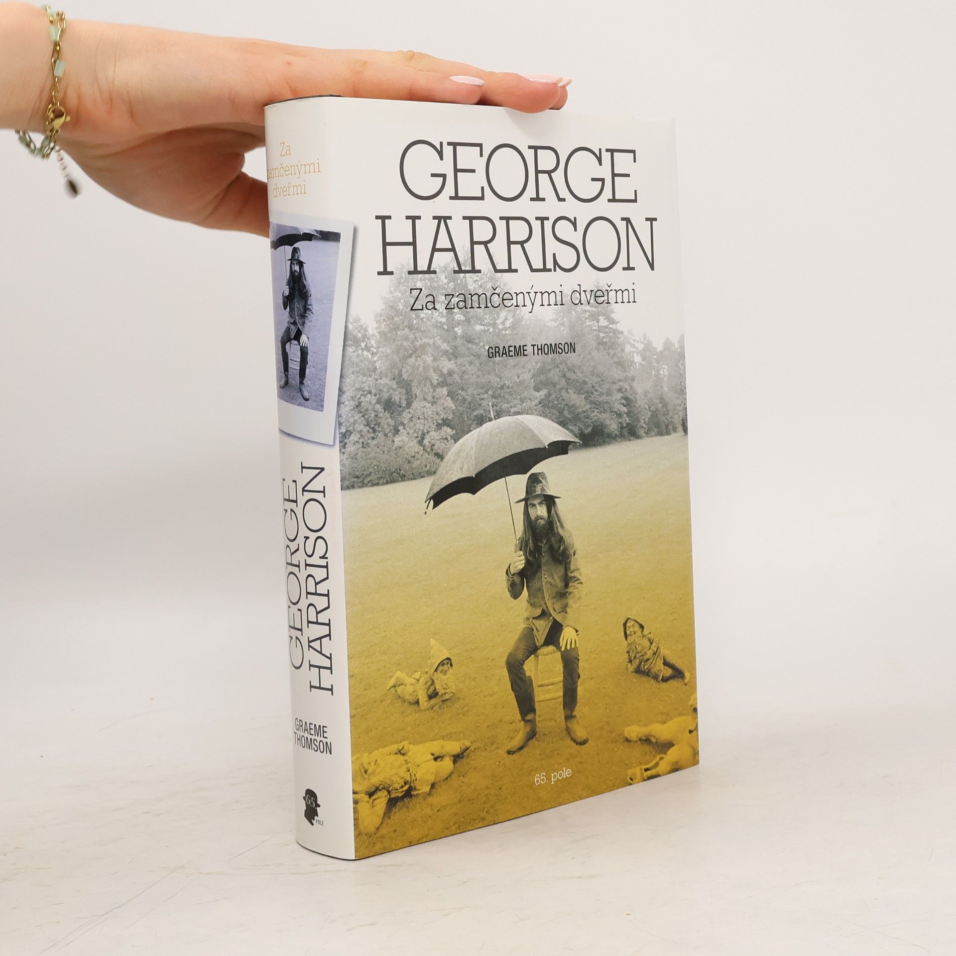 George Harrison: za zamčenými dveřmi