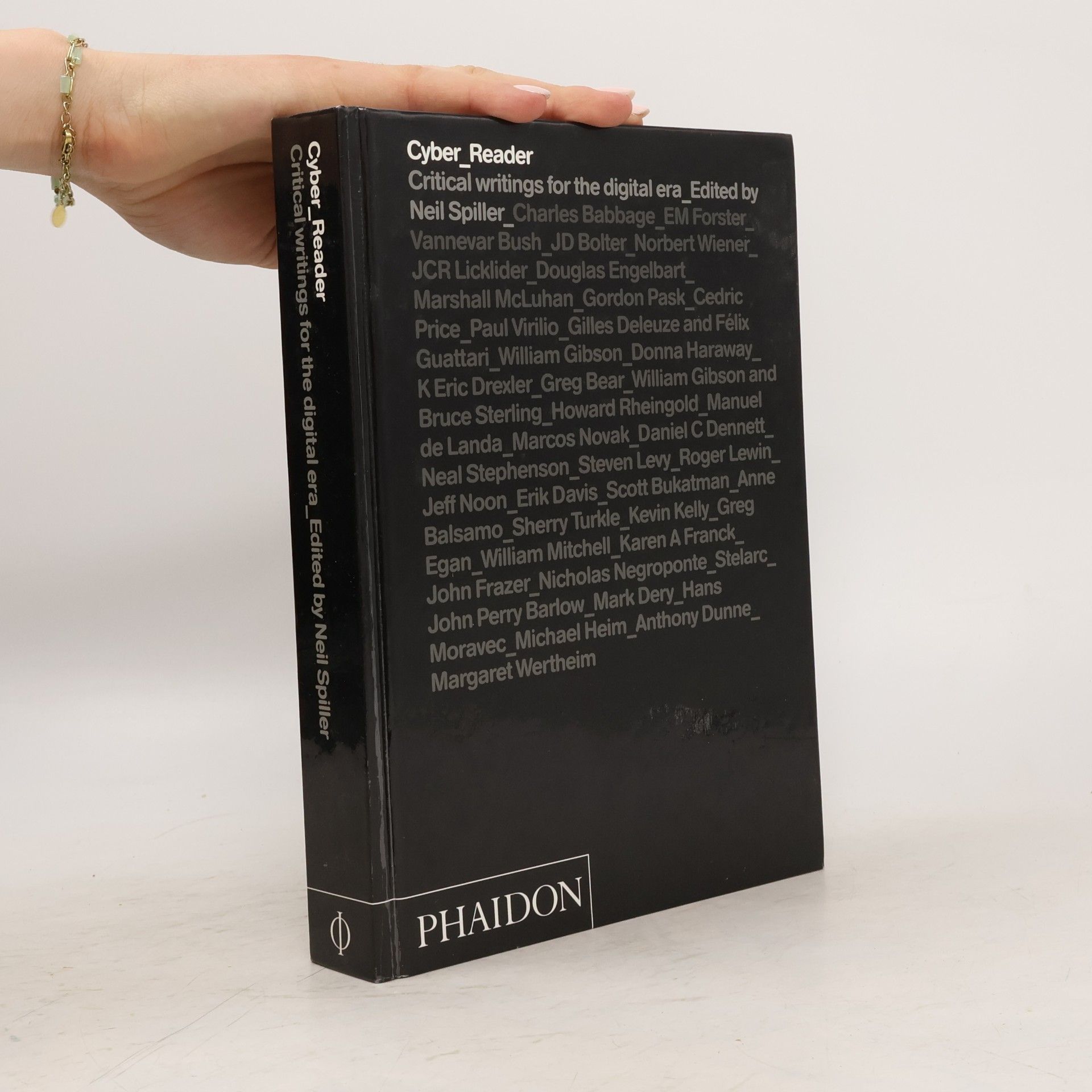 Neil Spiller Cyber Reader. Critical Writings for the Digital Era