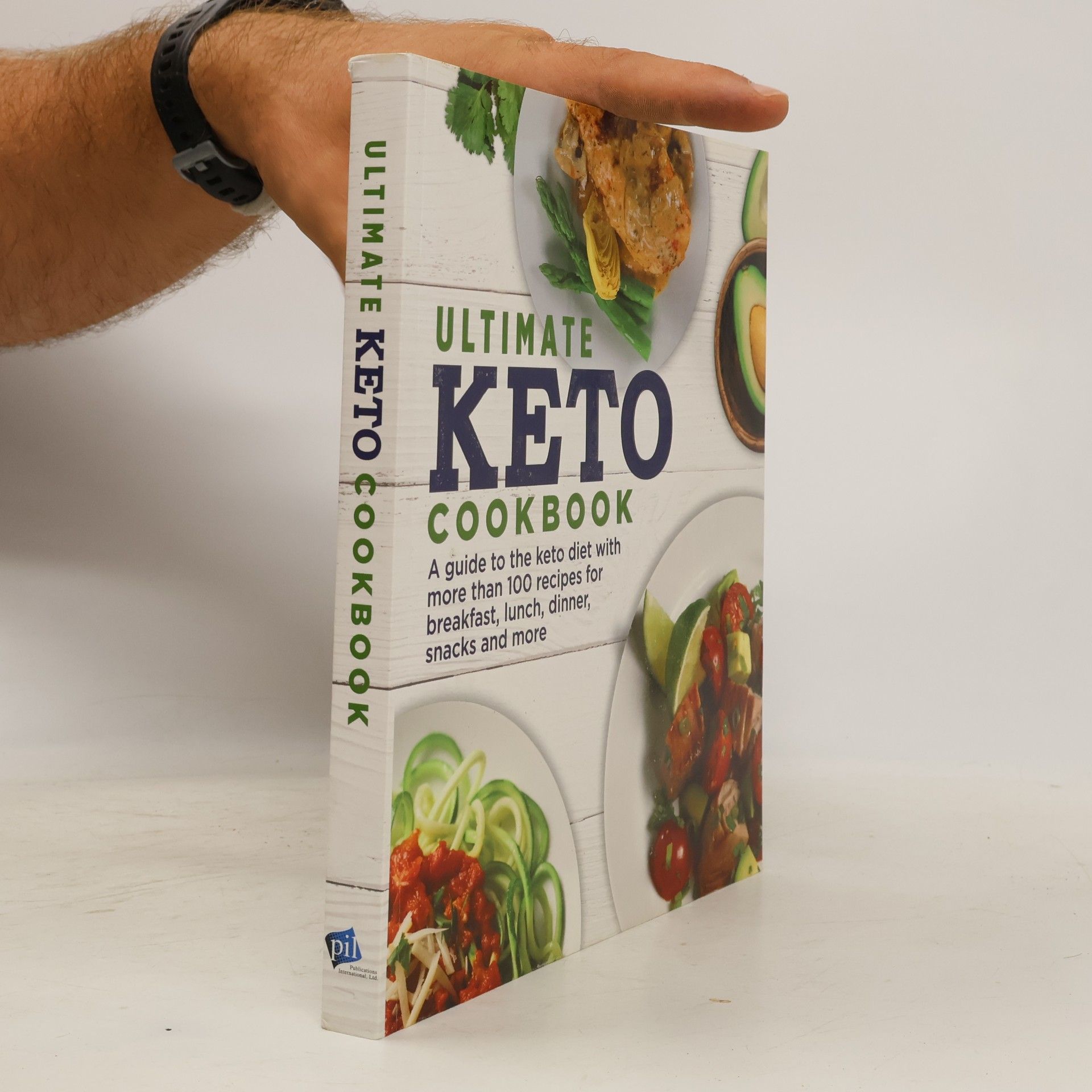 Publications International Ltd. Ultimate Keto Cookbook