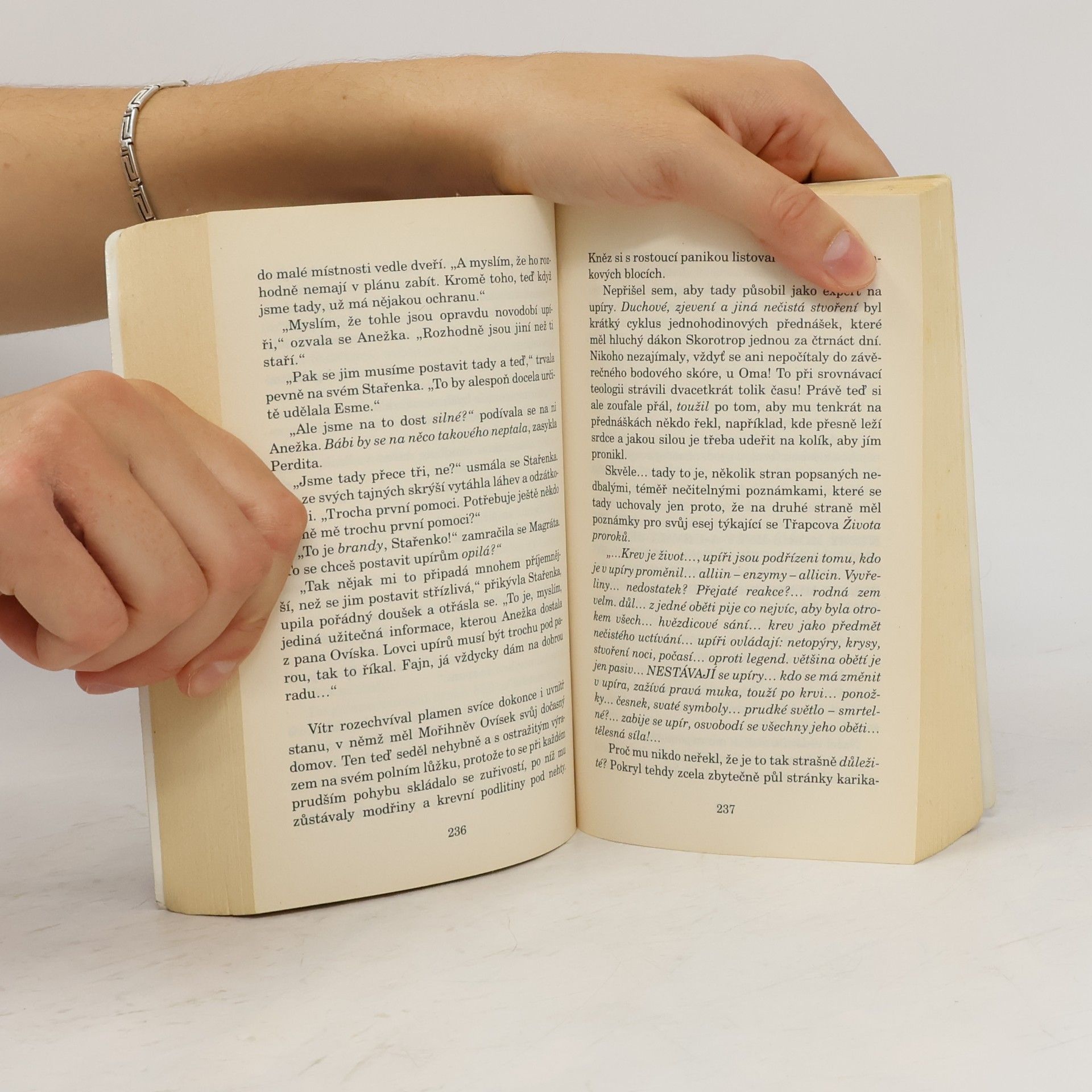 Terry Pratchett Carpe jugulum