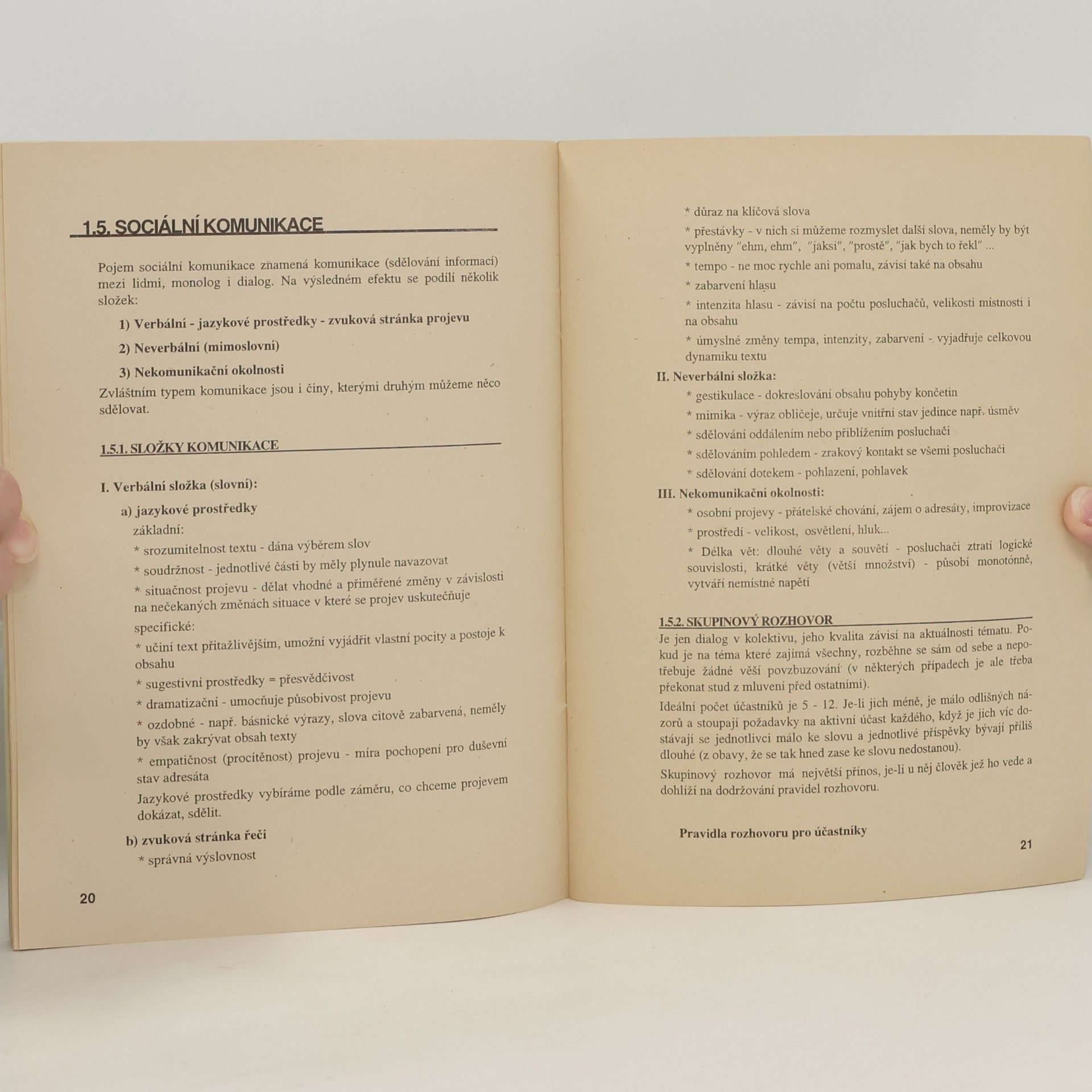 David Zelinka Pedagogika, psychologie a hry na brontosauřích akcích